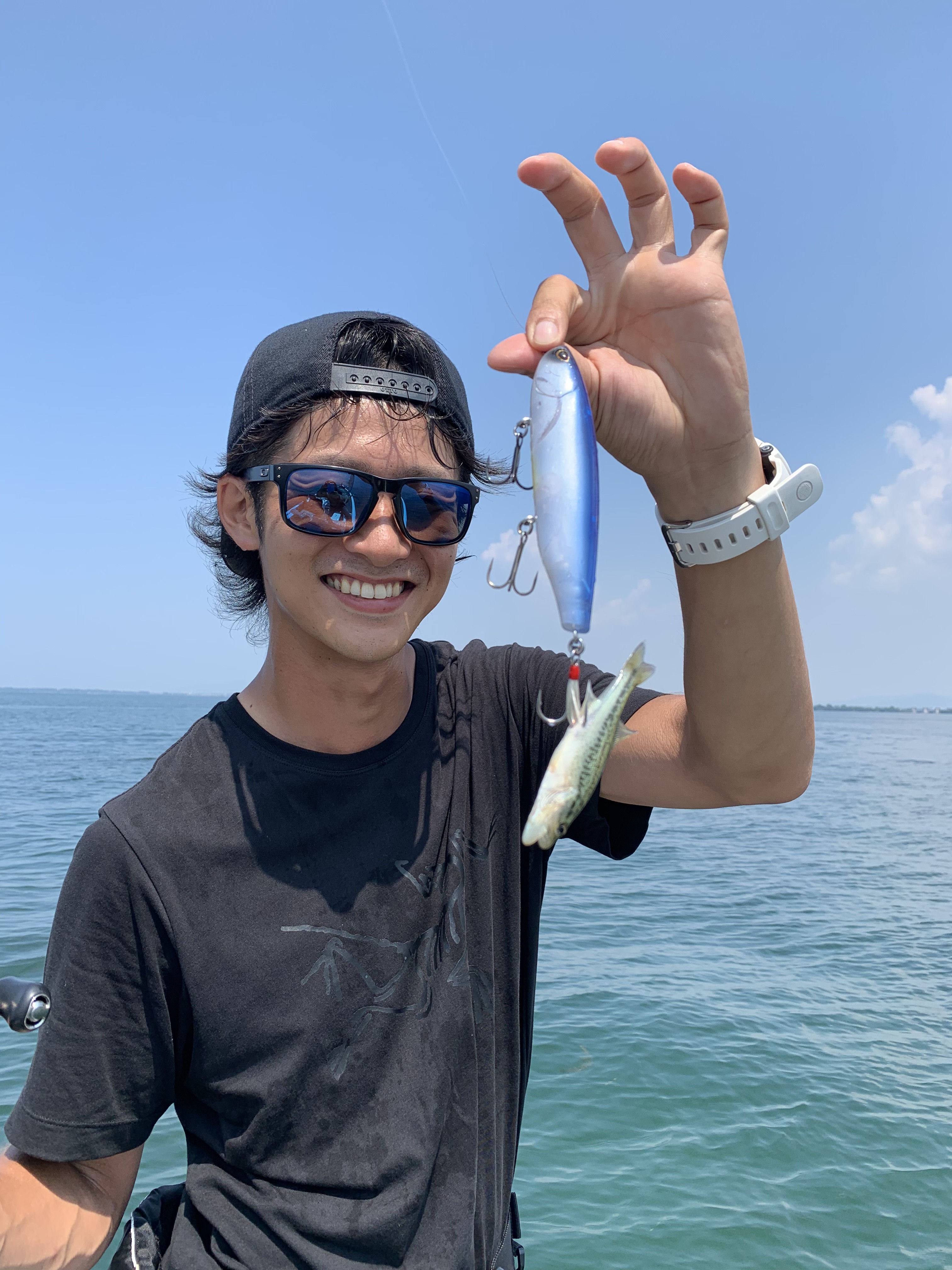 4F6BA5CB-4BB0-41C7-94B9-6C328788EE78