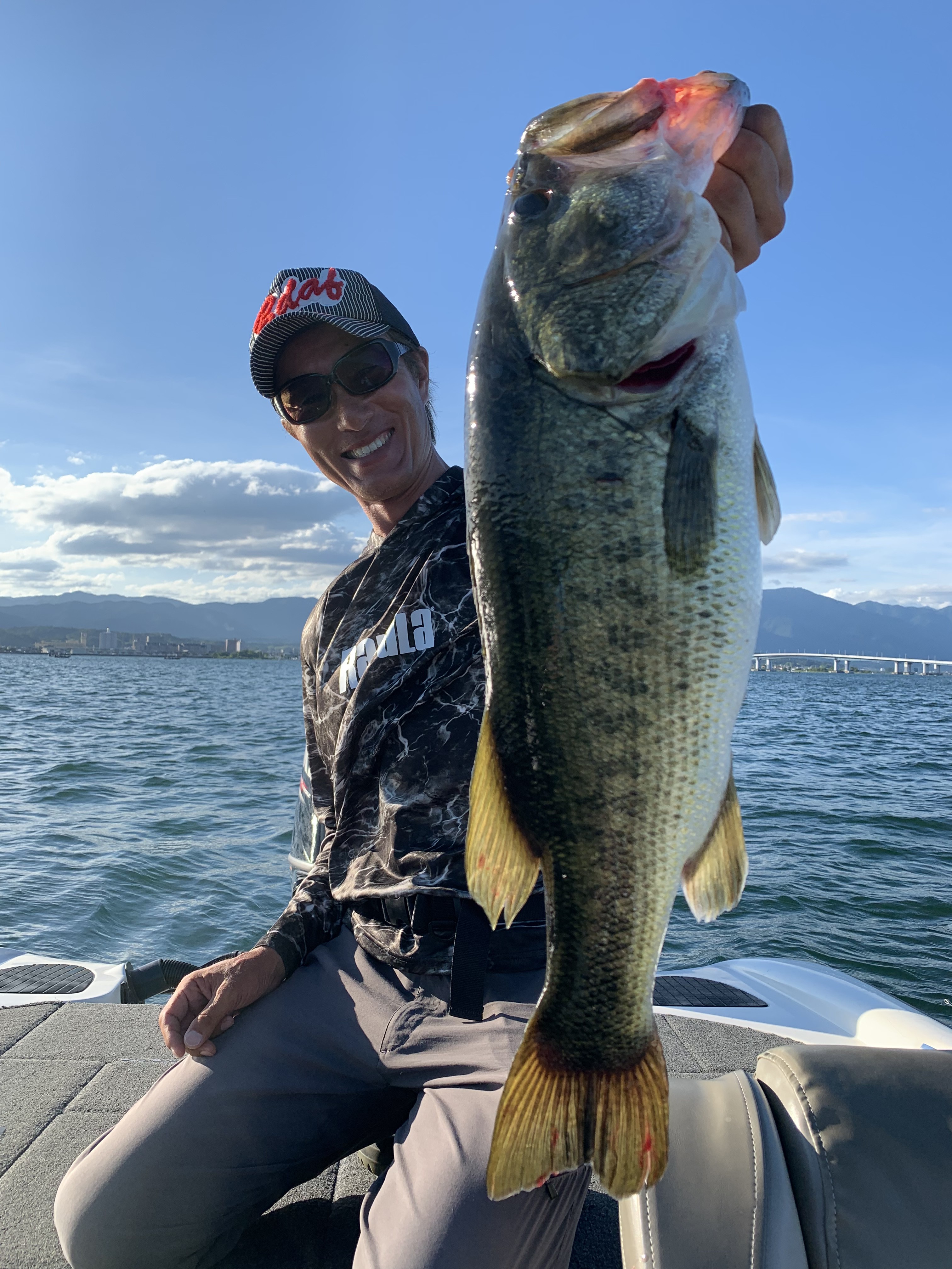 D6FF2671-1243-442F-A3C4-79AB99089DBD