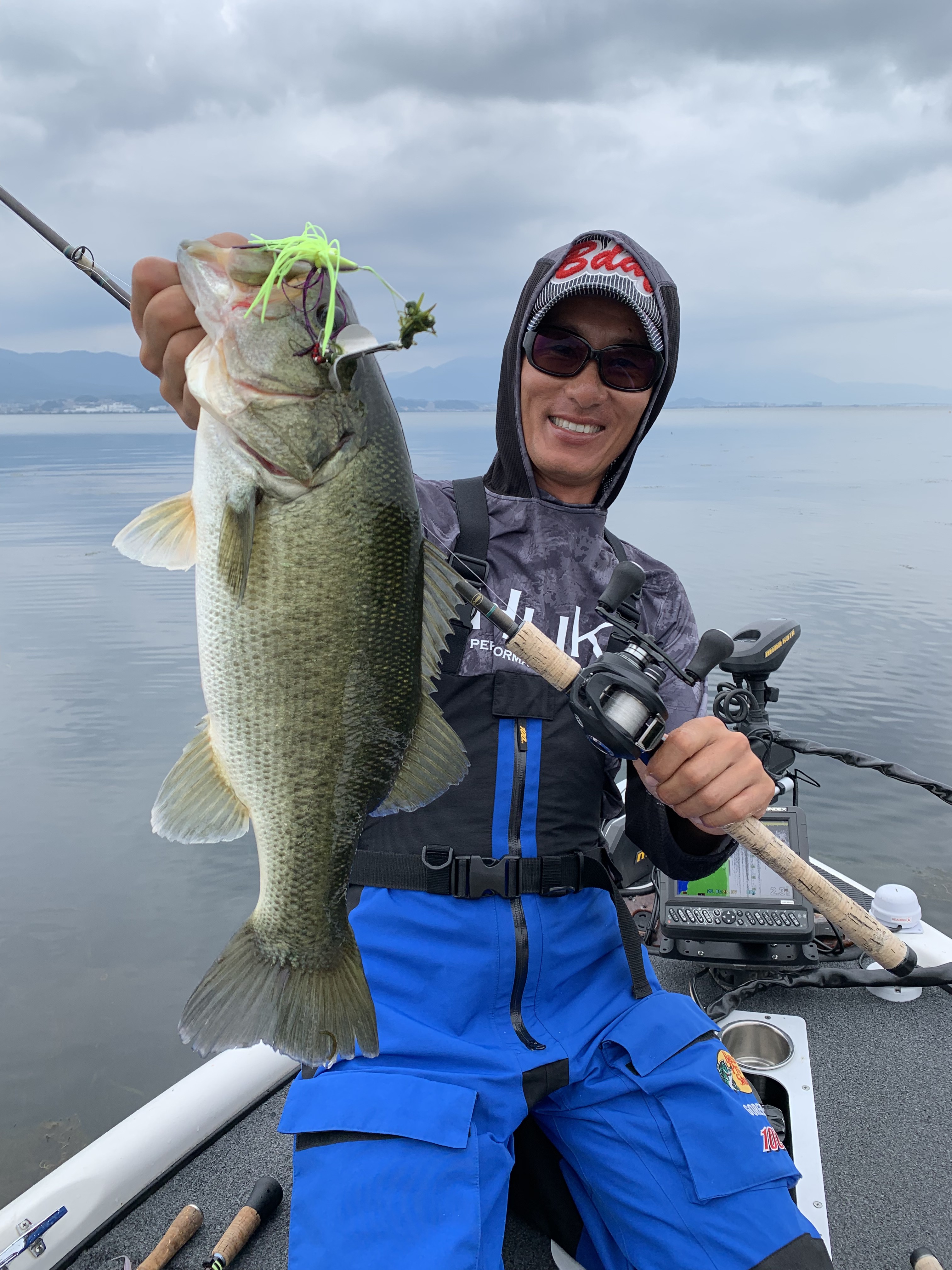 EC83C8B7-23EC-4730-AFA8-55C00C0A2FF8