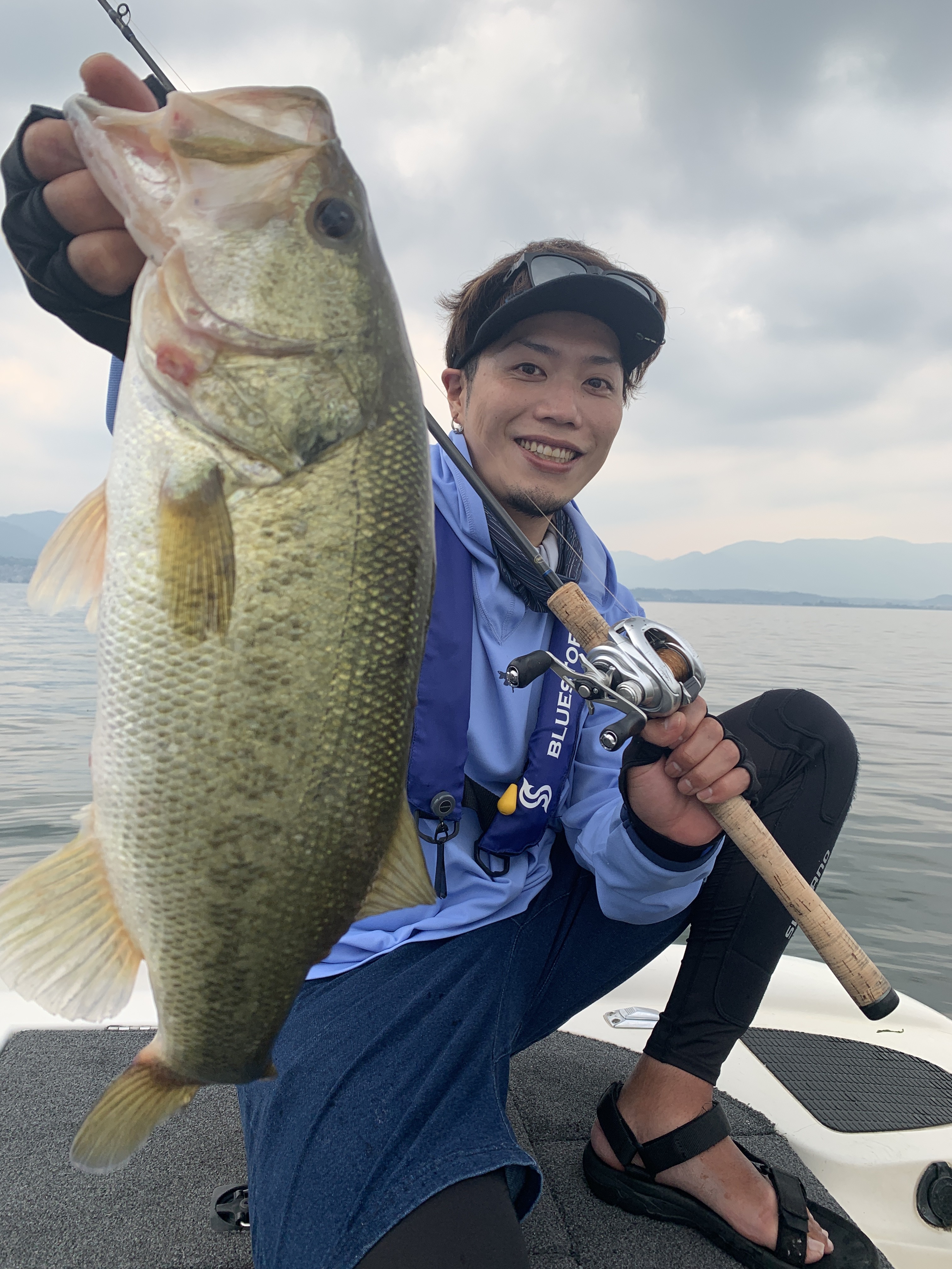 25D52C3C-E7CA-4A3D-ADB7-A15B90B8BB62