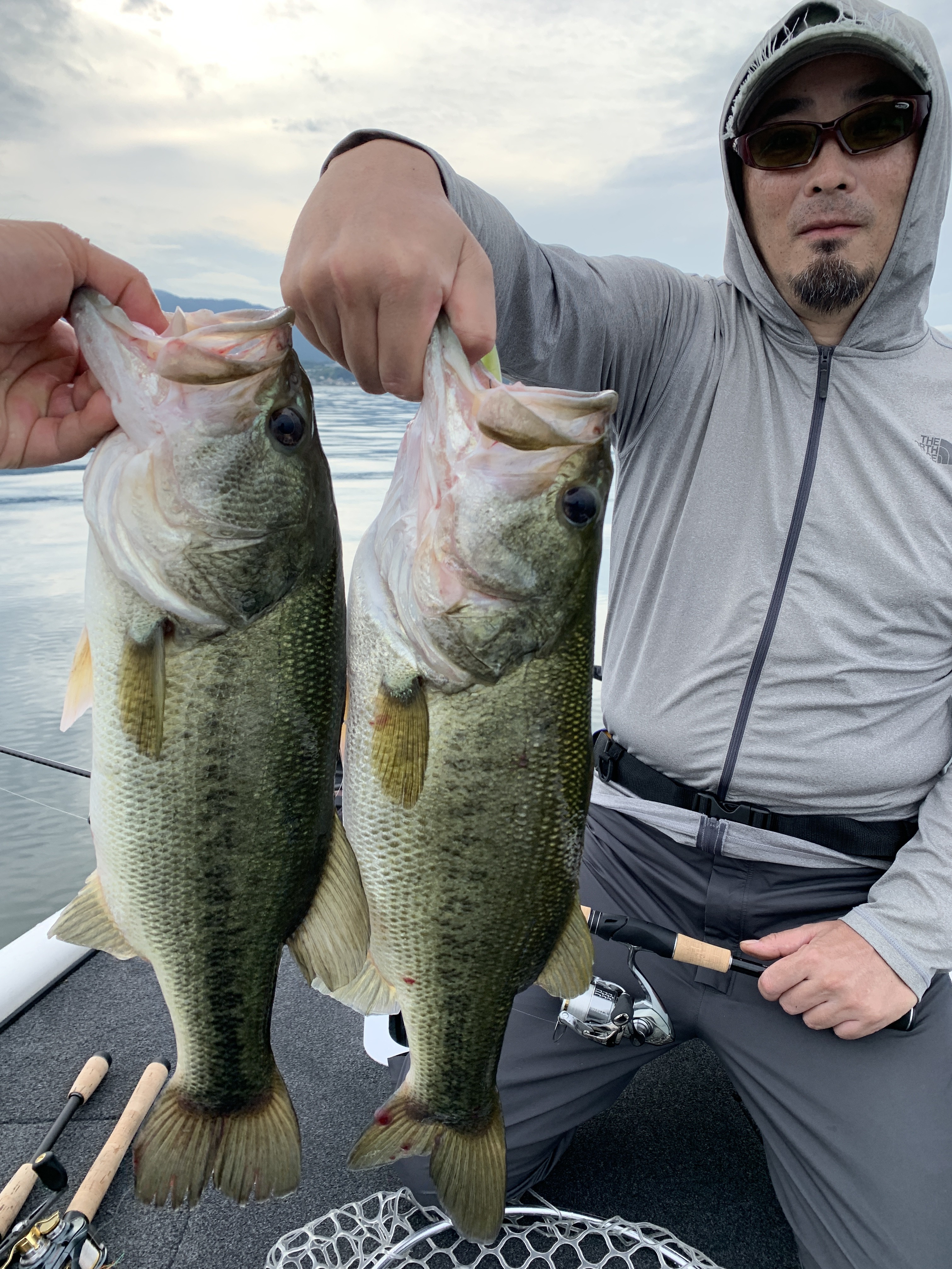 6373CFC9-CC40-4248-A017-B1AA7A864E75