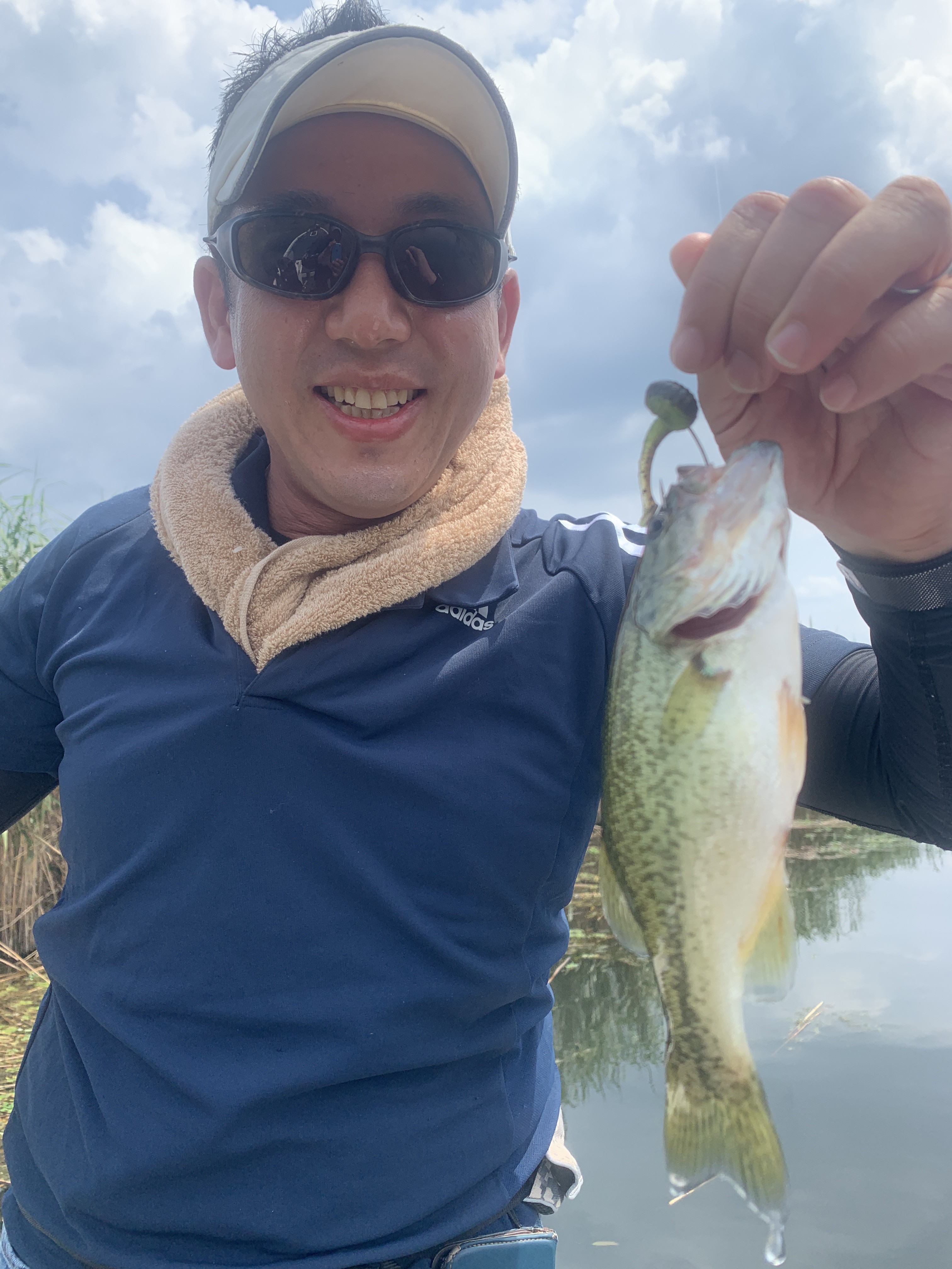 6EFF1113-466E-4BBB-8927-91FCEA00454E