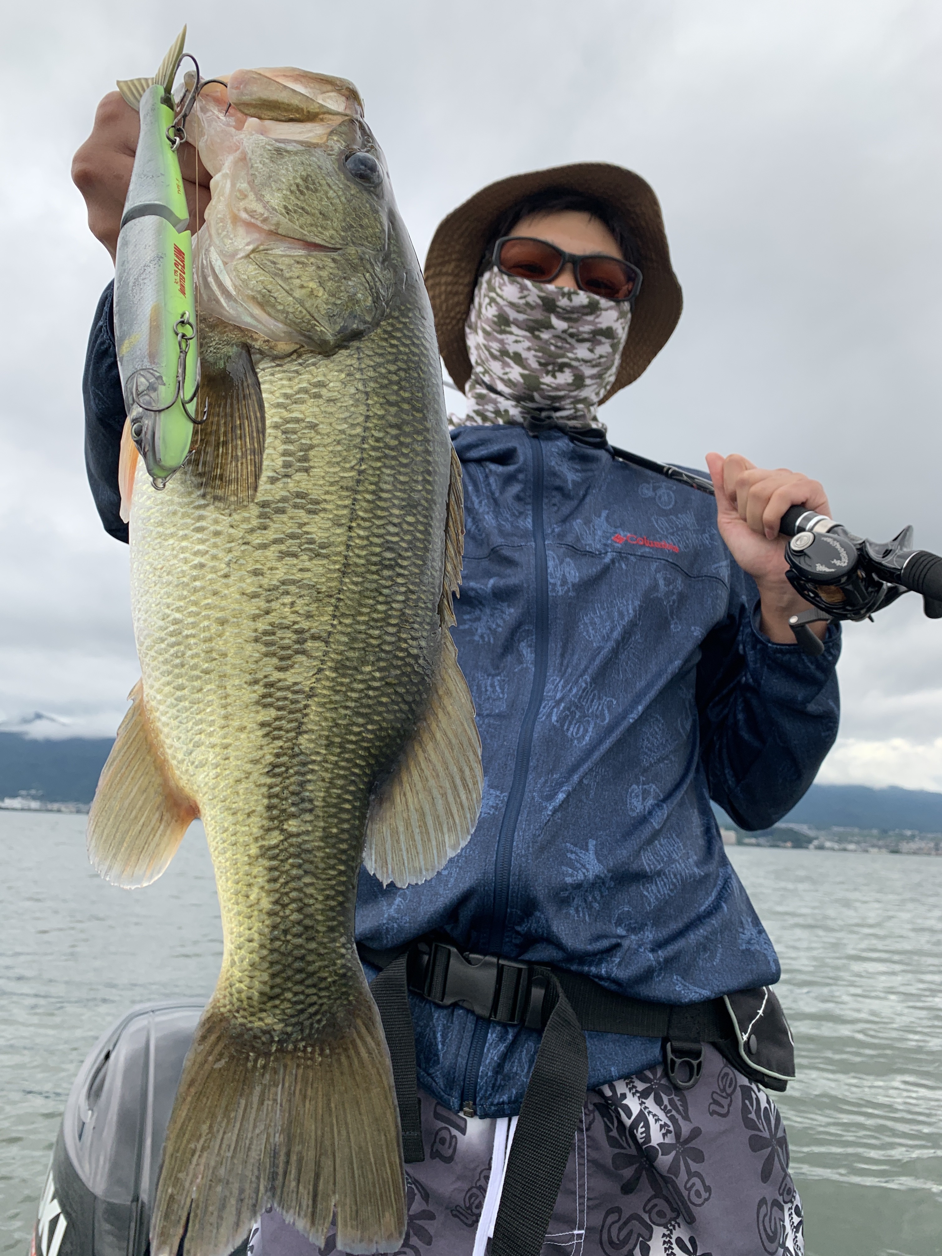 5DC18278-D3F6-416C-B613-04E4A2D6ACA8