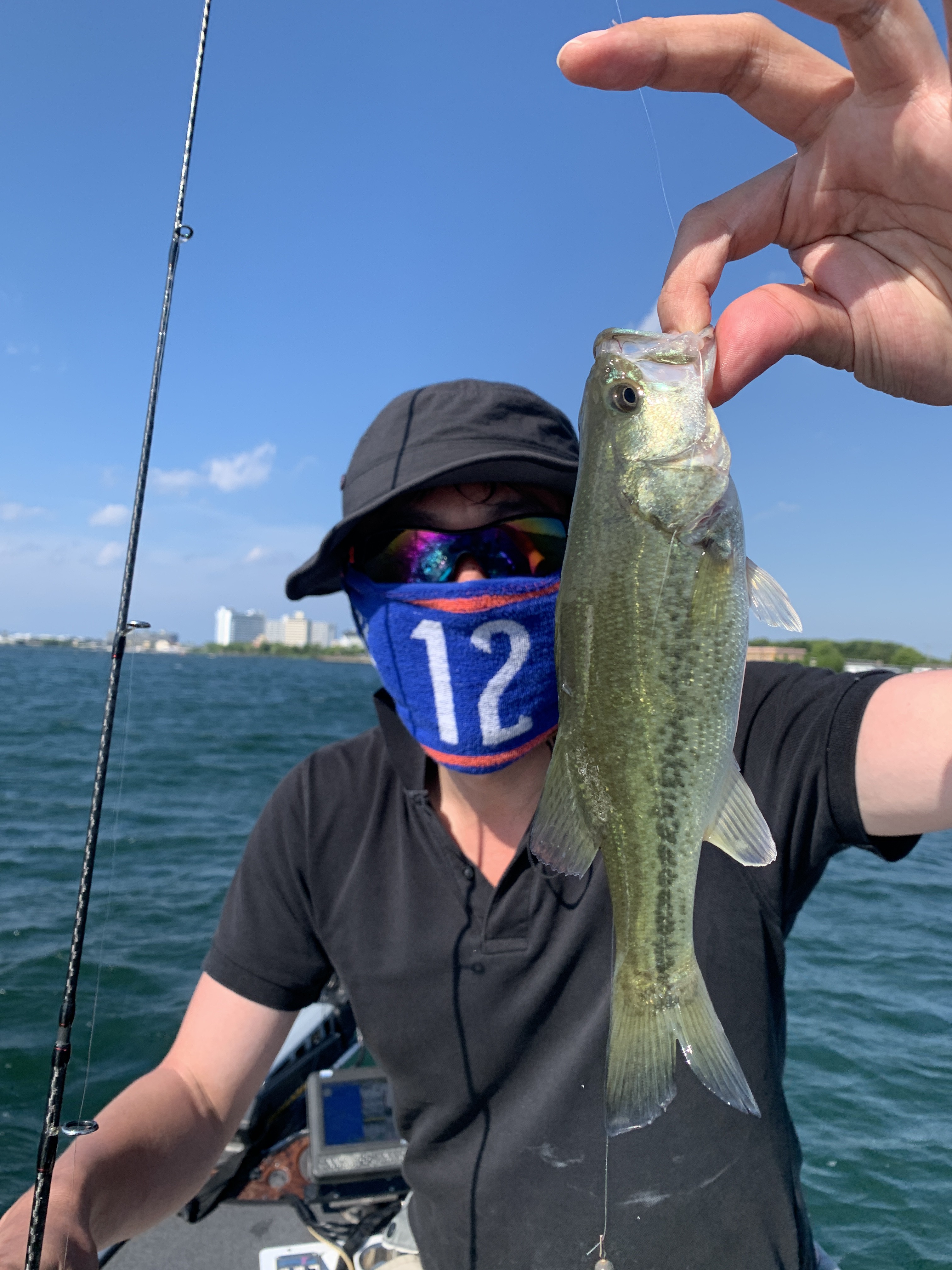 FB98DDF6-B73B-4A60-B6A8-373780D41567