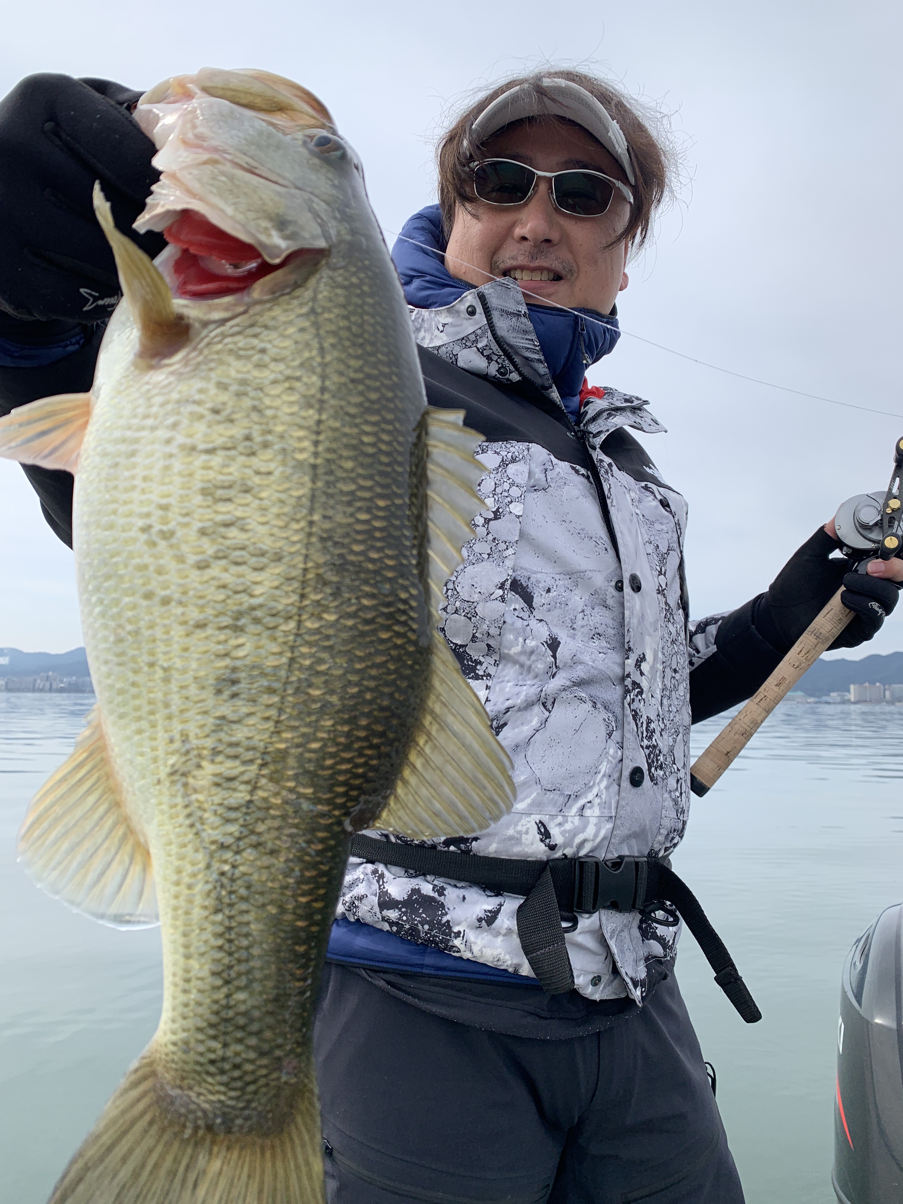 0D21D734-6723-4F59-A8F5-C4006A469262