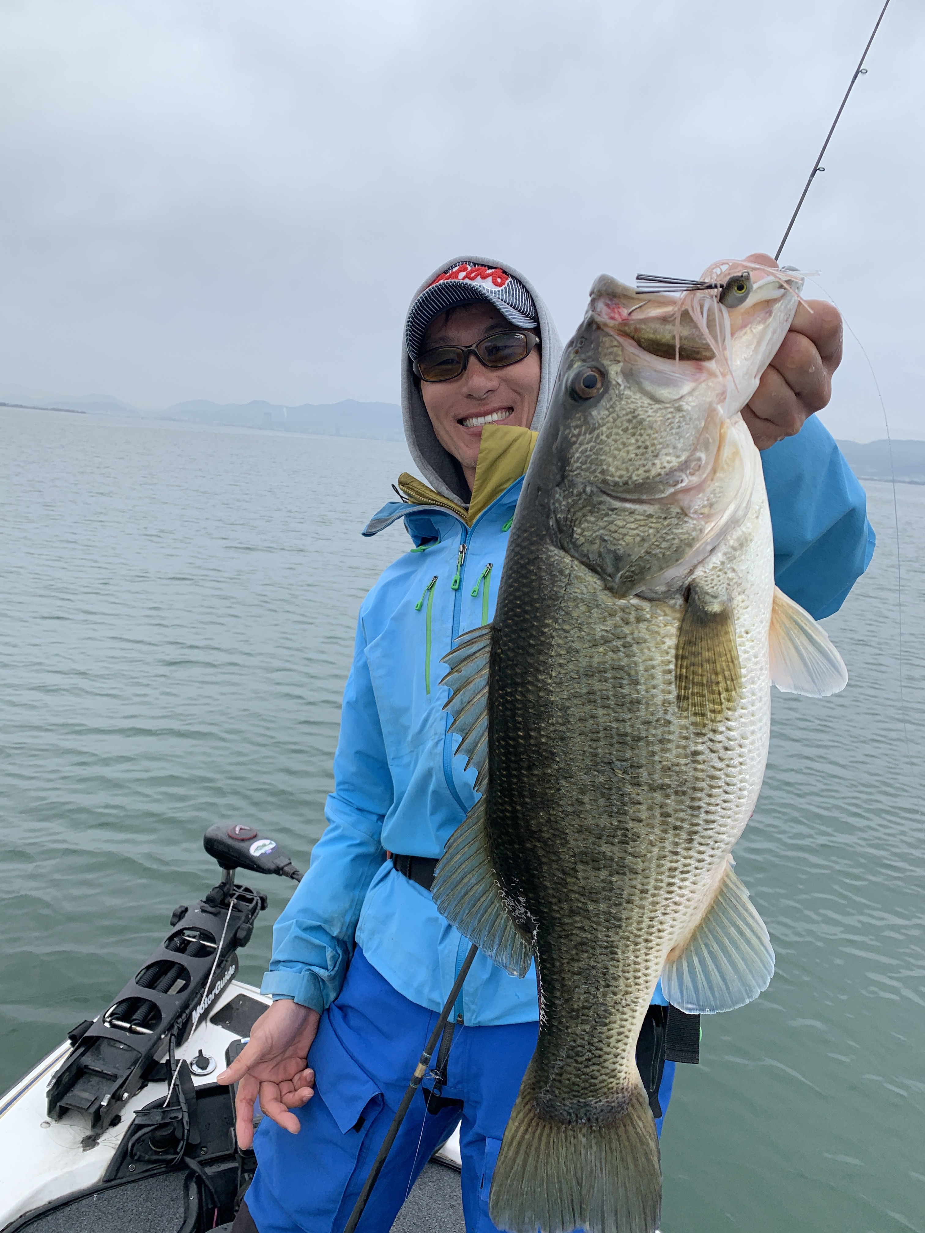 3CAA2C75-2CCA-4AFD-B5CB-1C091B01B840