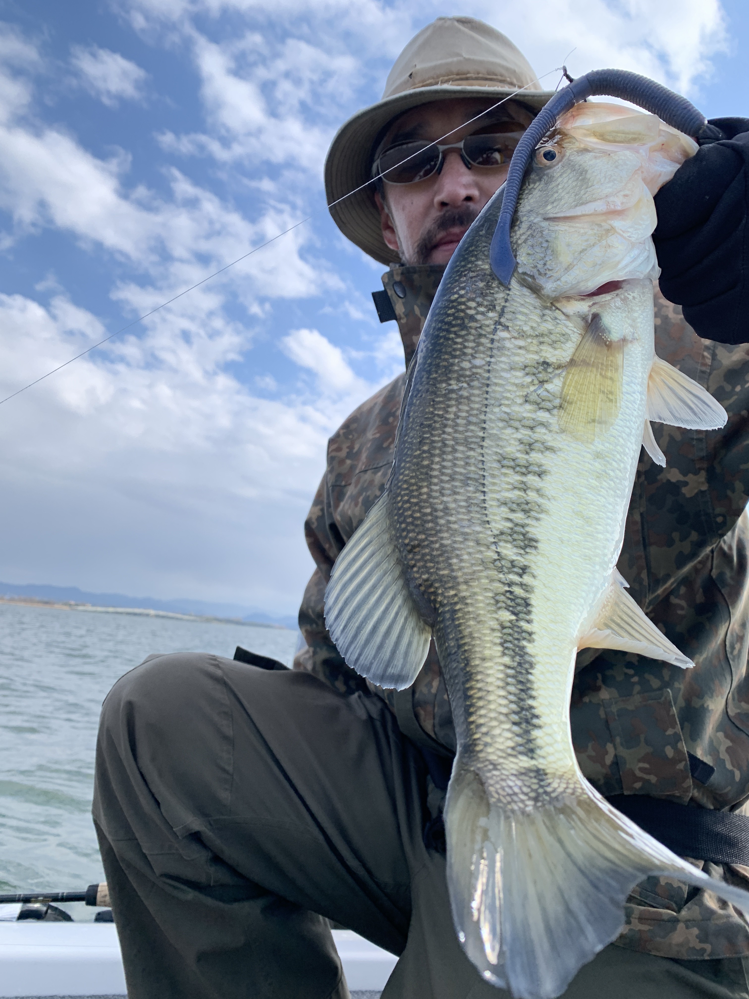 7A46D8B9-7DE1-400E-8015-2E518A91C2AE