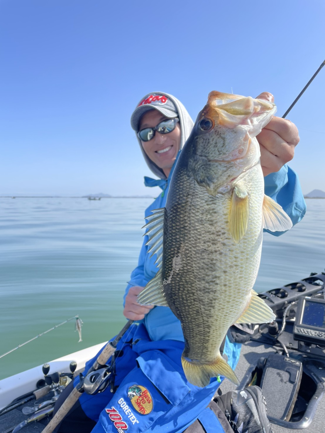 EE64513C-C104-4ED0-8D0D-3B9B082A1EF8