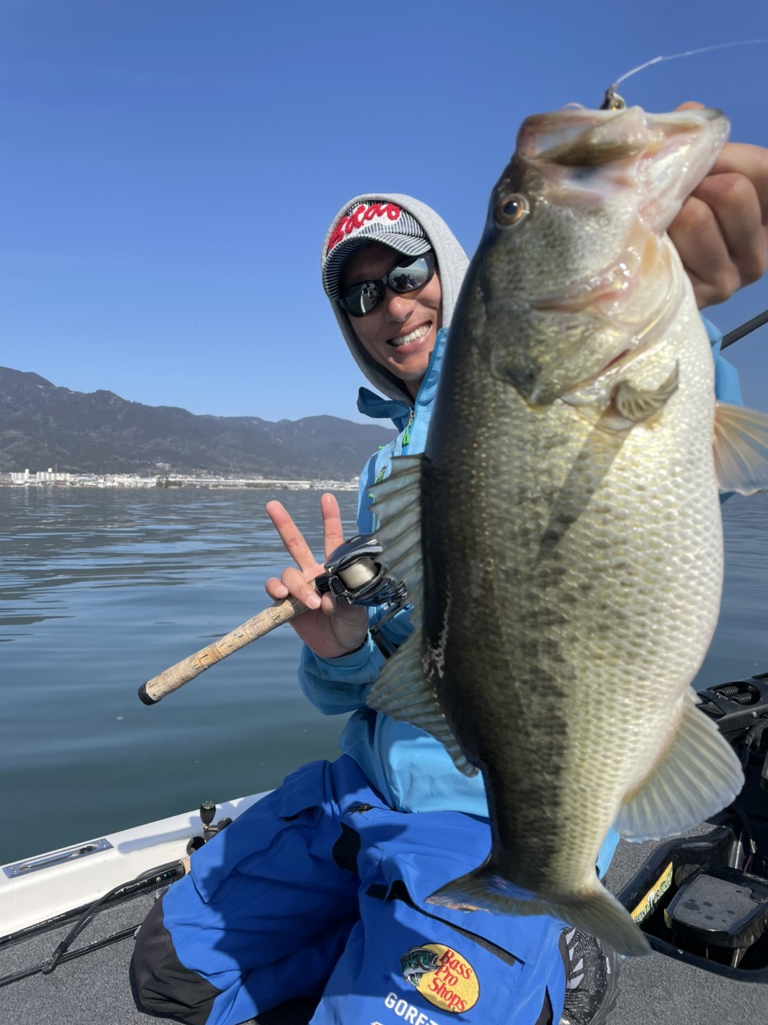 FF8A3A8B-A4A2-47A7-87C5-C6986FD120FE