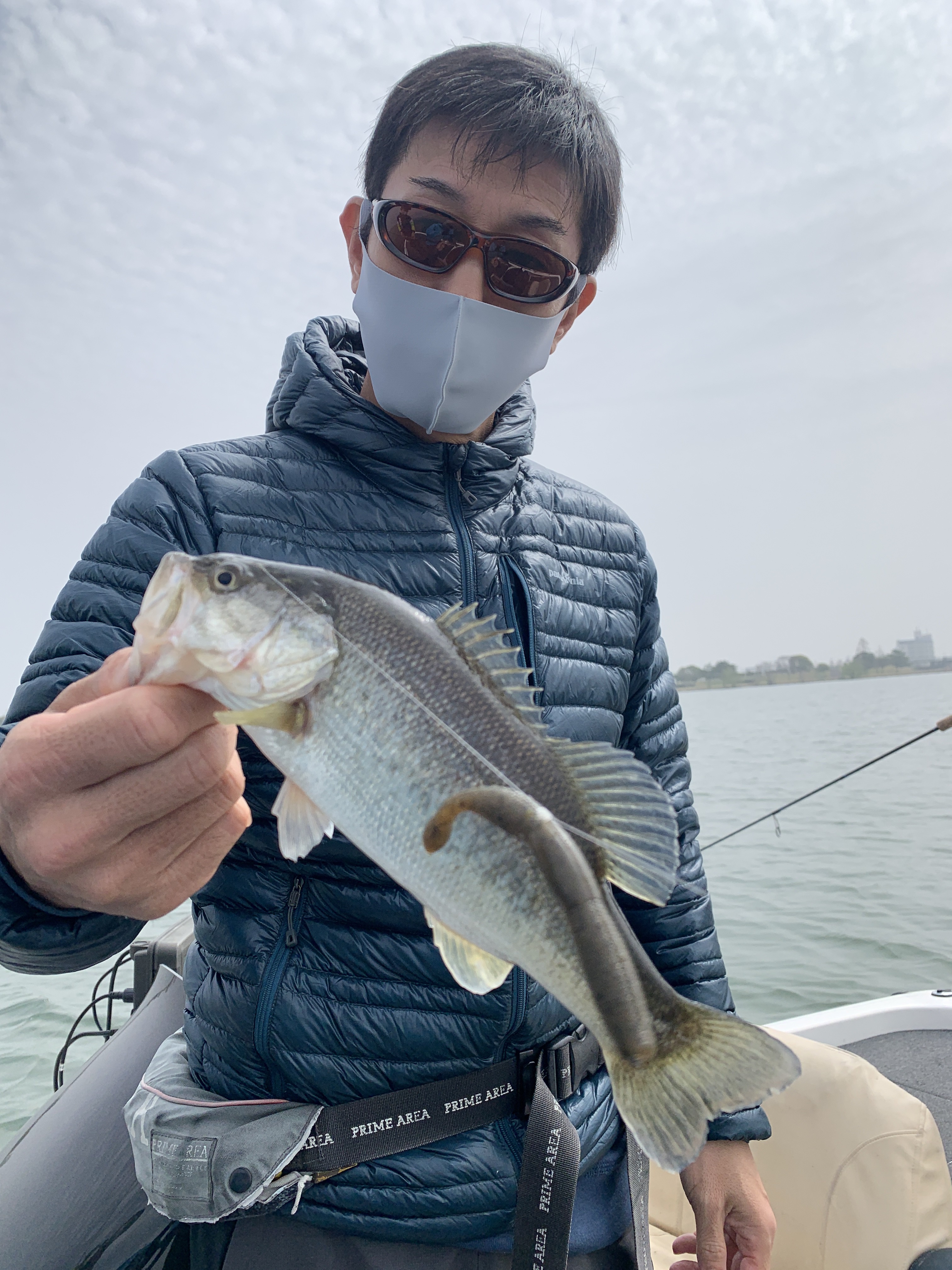 4370CAC7-2782-4FB7-8172-2AB428F71572