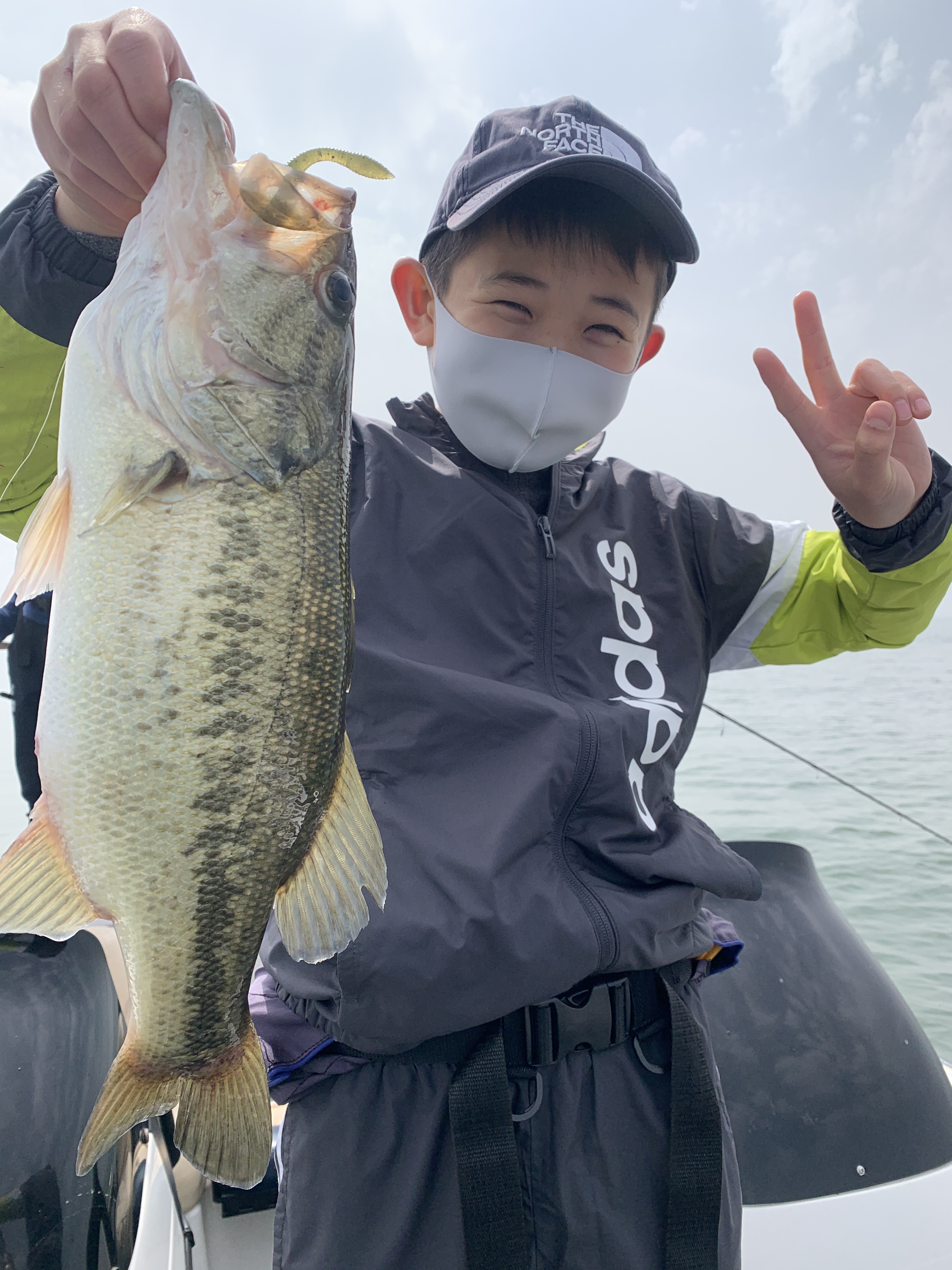 679EF30D-FA4F-4B87-9355-2300A9F83008