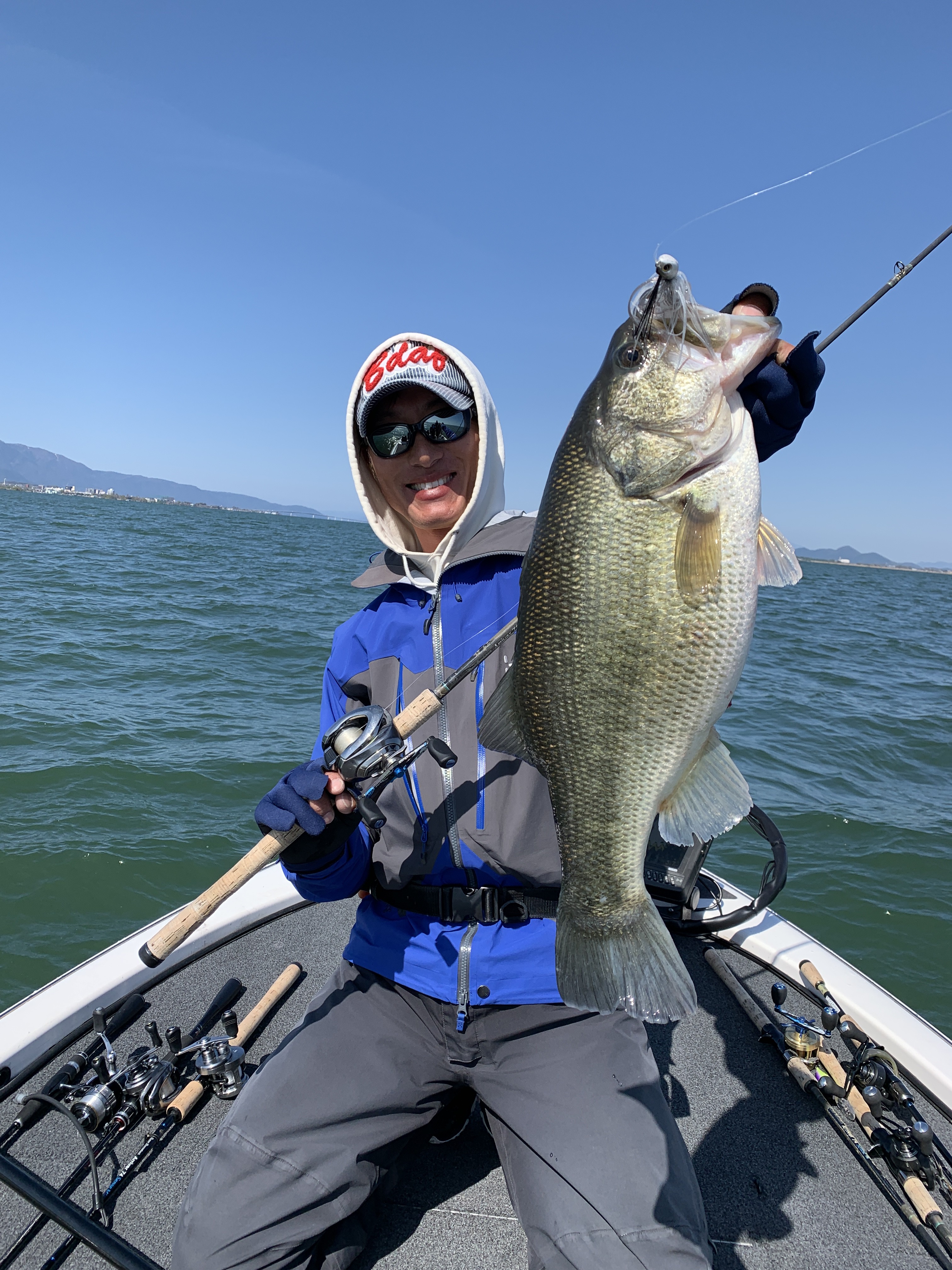 D67BDFF6-1346-41F6-ACFF-C0EE8BCCB398