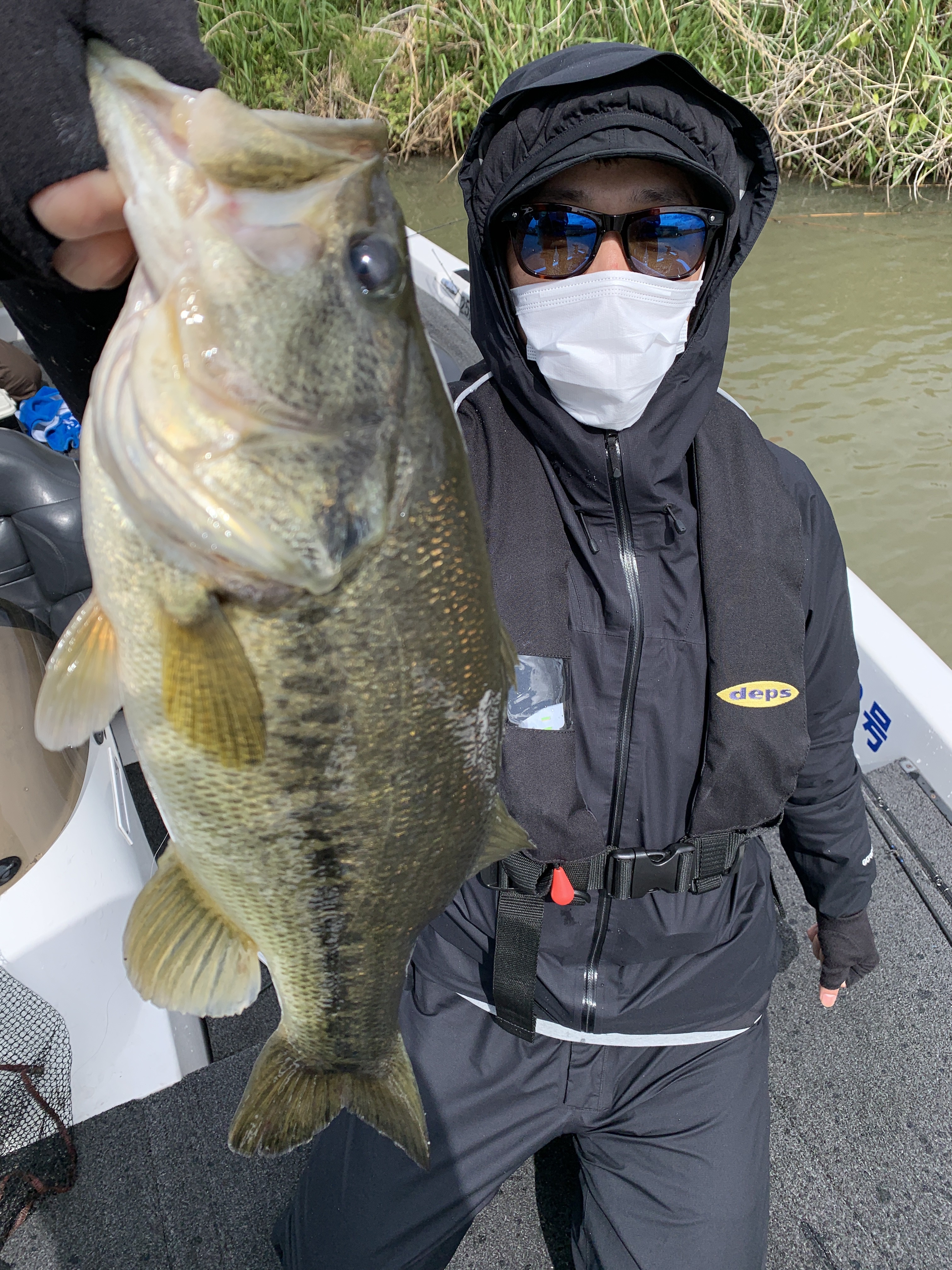 8A57AE82-0D90-4BF0-B808-6A463D9122A4