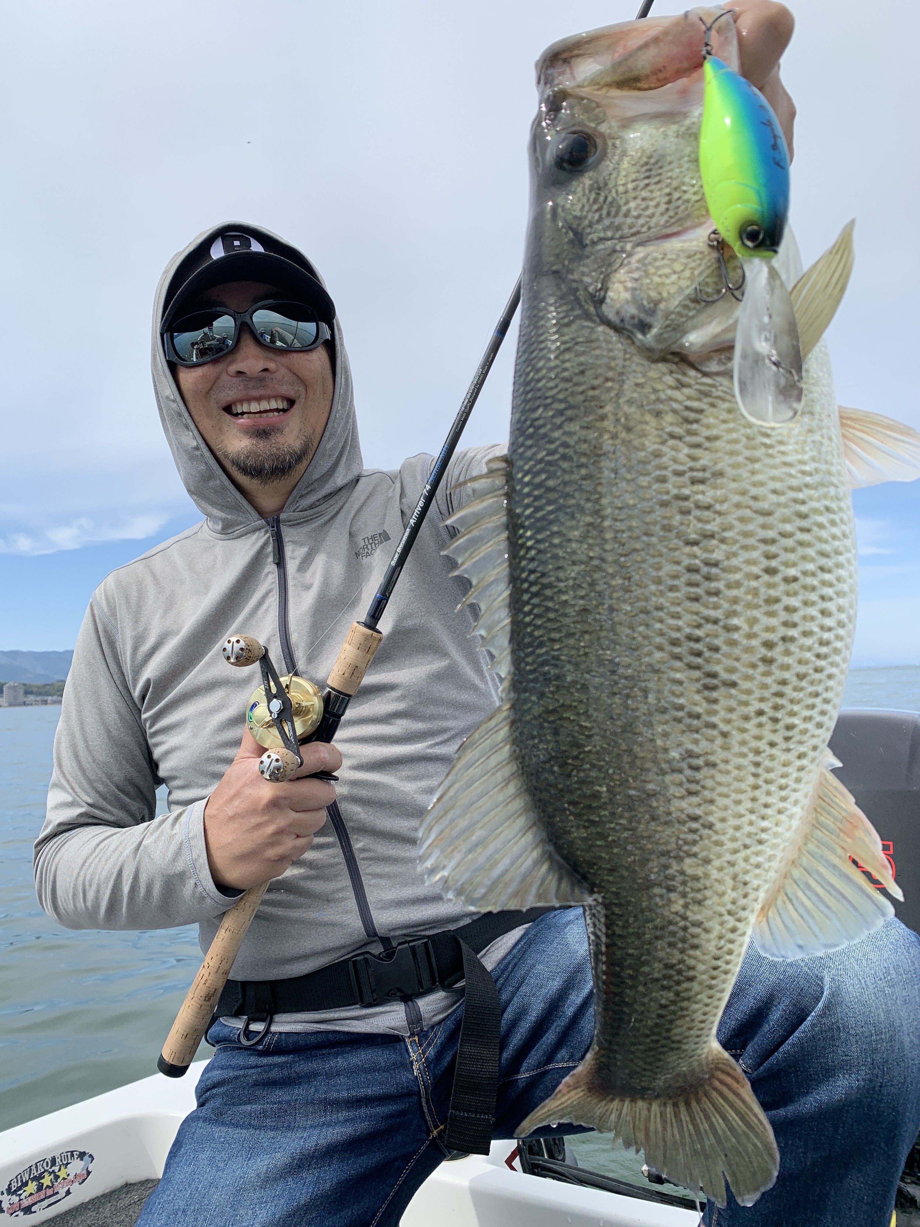 EEDD71E5-144D-4E4E-BC36-EB49AB56B91B