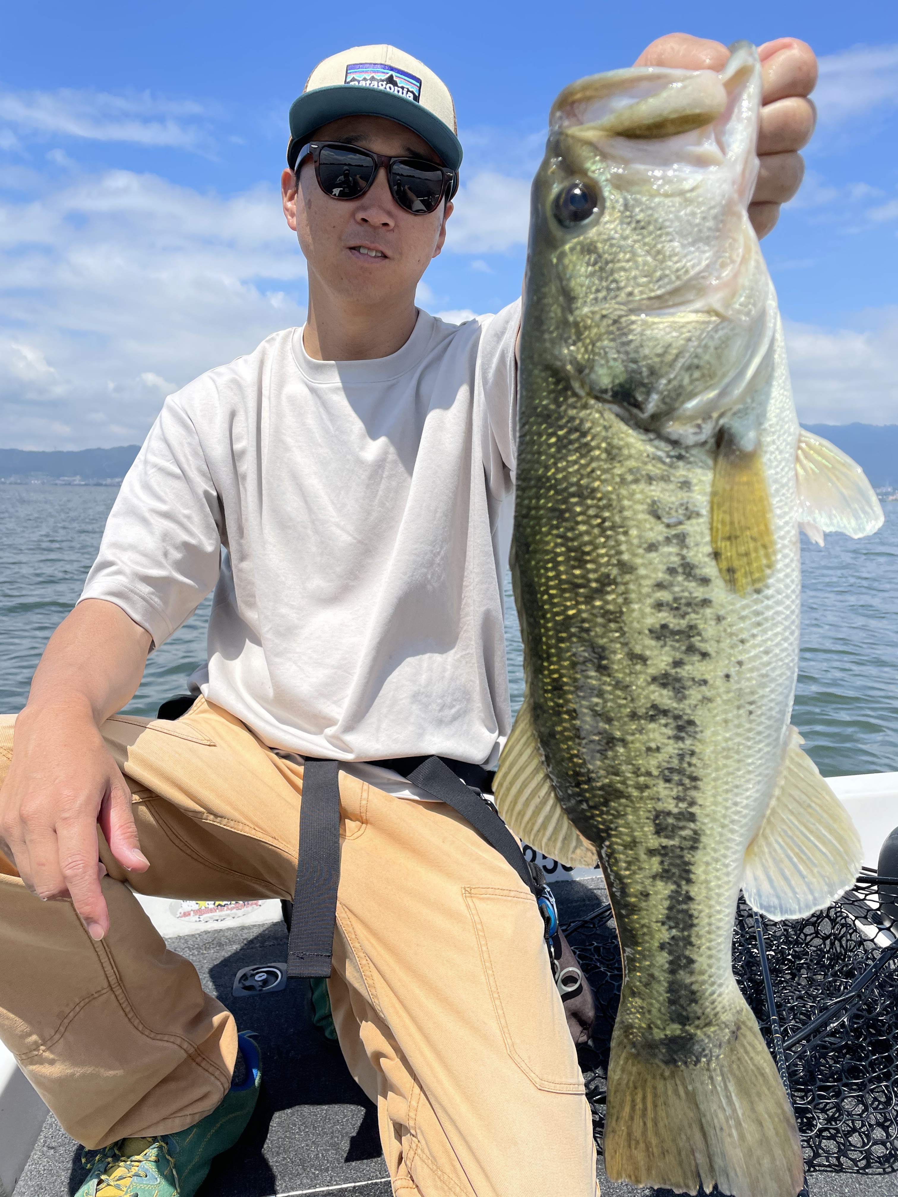 0E589164-60DD-4E3D-BB7B-48B95BA2BA4C