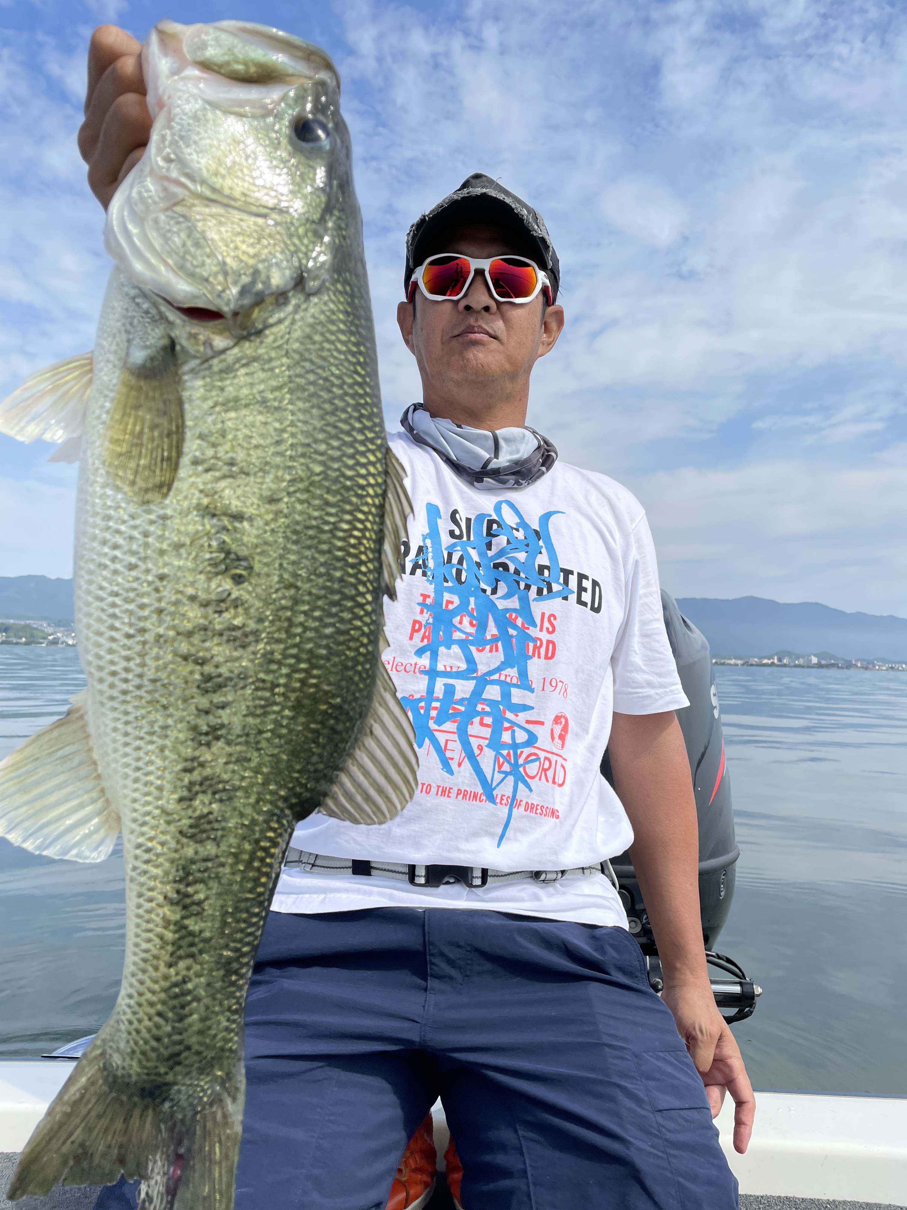 1333FF5F-772A-42E7-BB97-9496F8176600