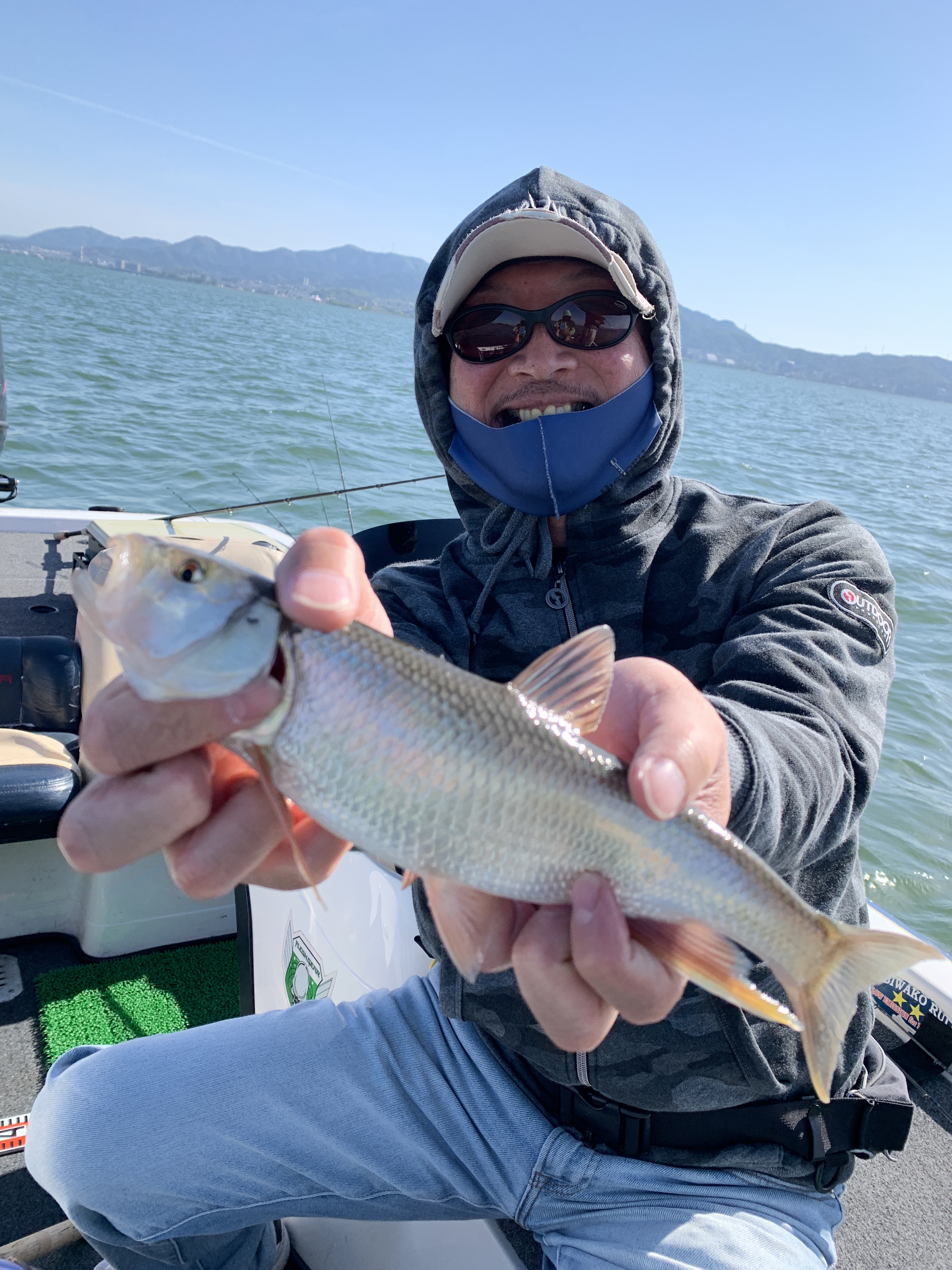 3AED5D2A-504C-4D1A-BB72-B392221BEE9B