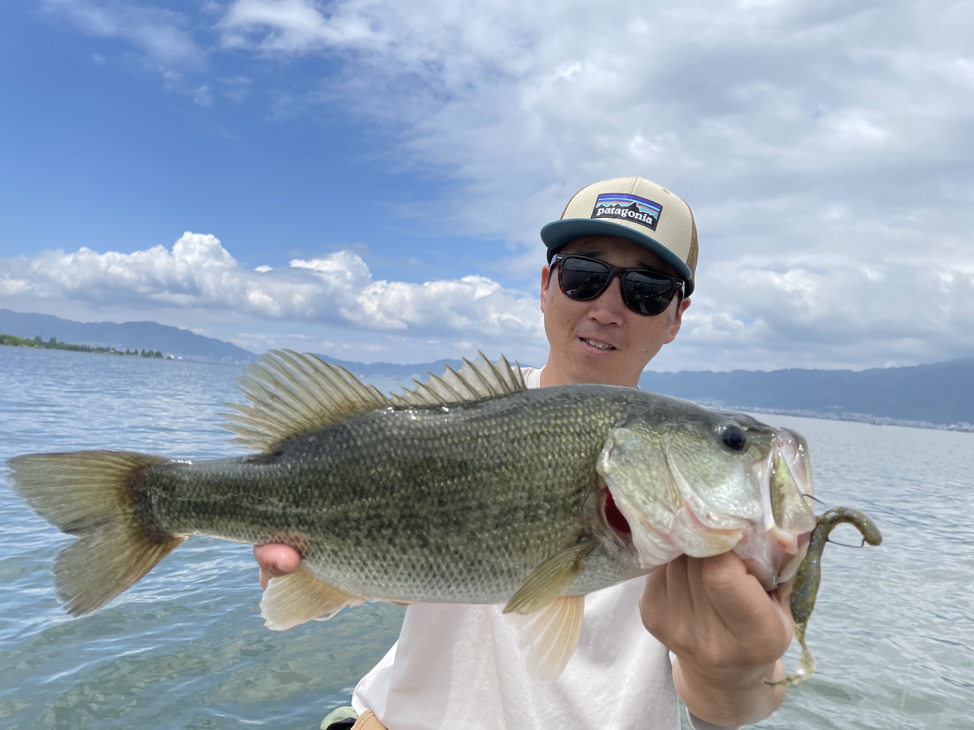 9B4EF2D4-285B-47CF-86FE-221A8105B8DA