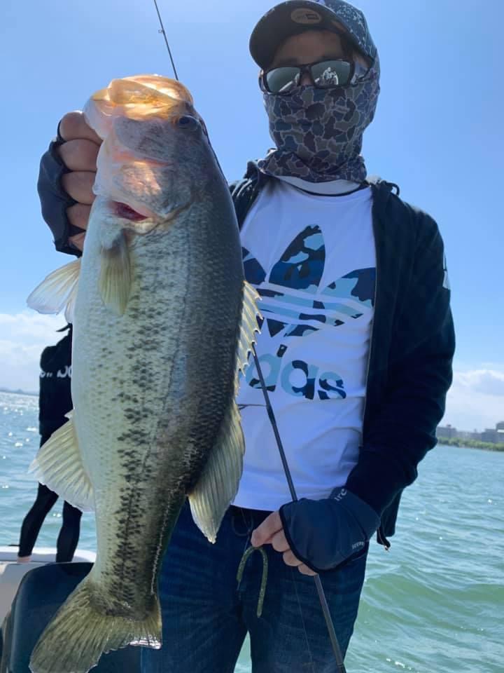 CFFBCAD6-9060-4D86-824A-4D4368C2405B