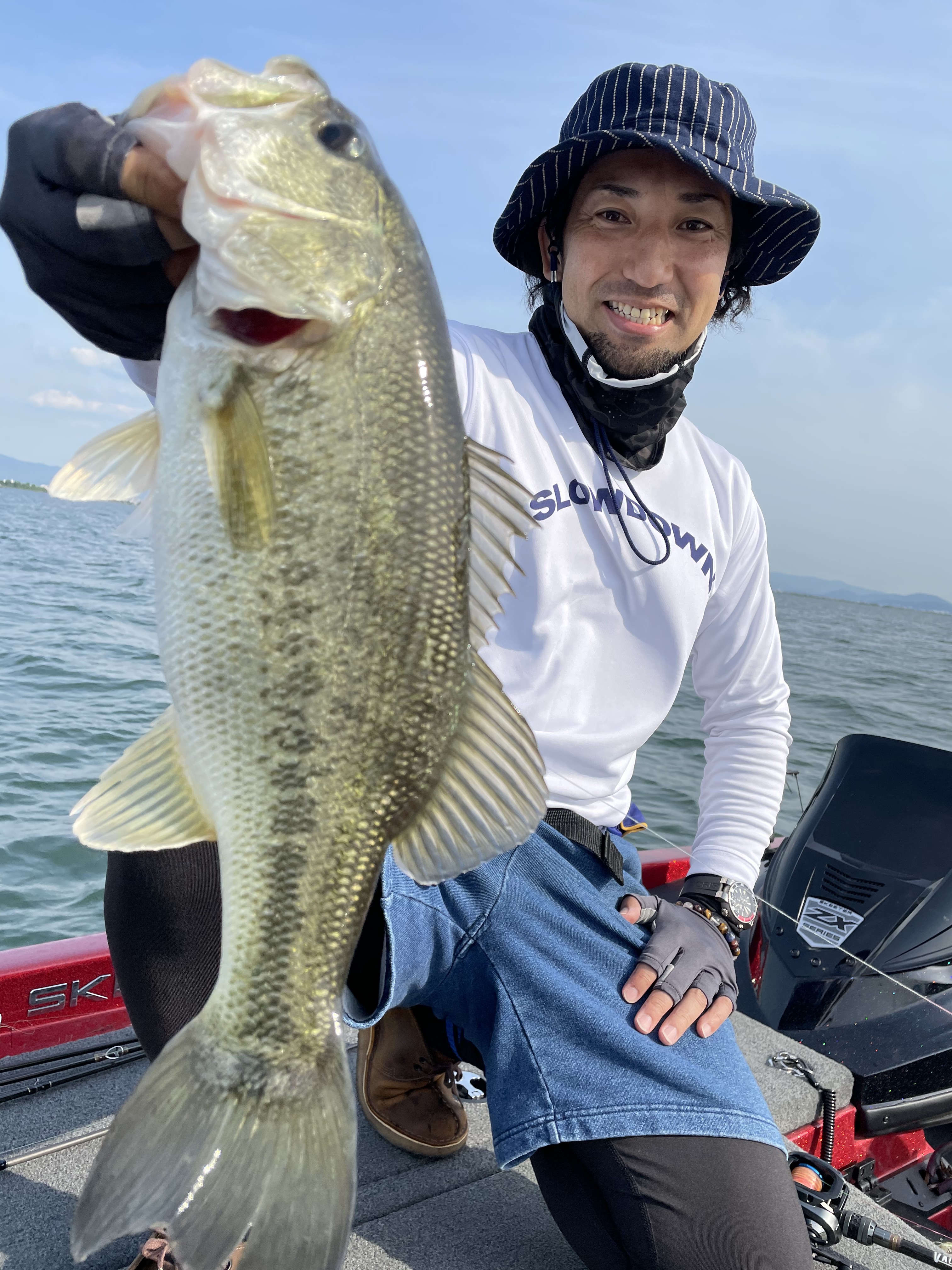 DFEF776D-C900-4EFC-8677-DFDBC1A233F2