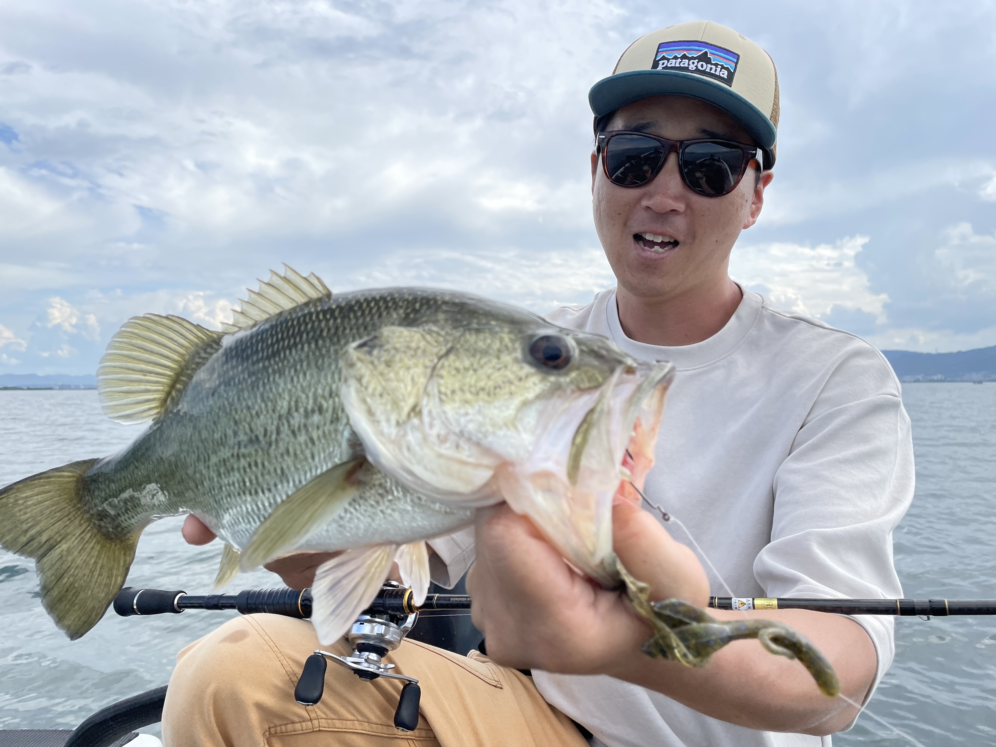 F02034D8-5C5E-46CB-BFBA-153A8A16452C