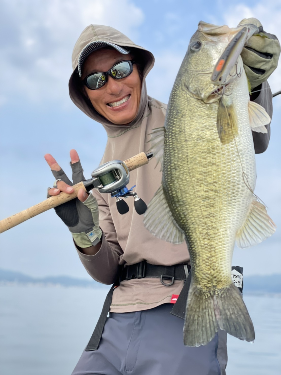 3440C7B9-4186-4567-95A1-D2BF99F107D4