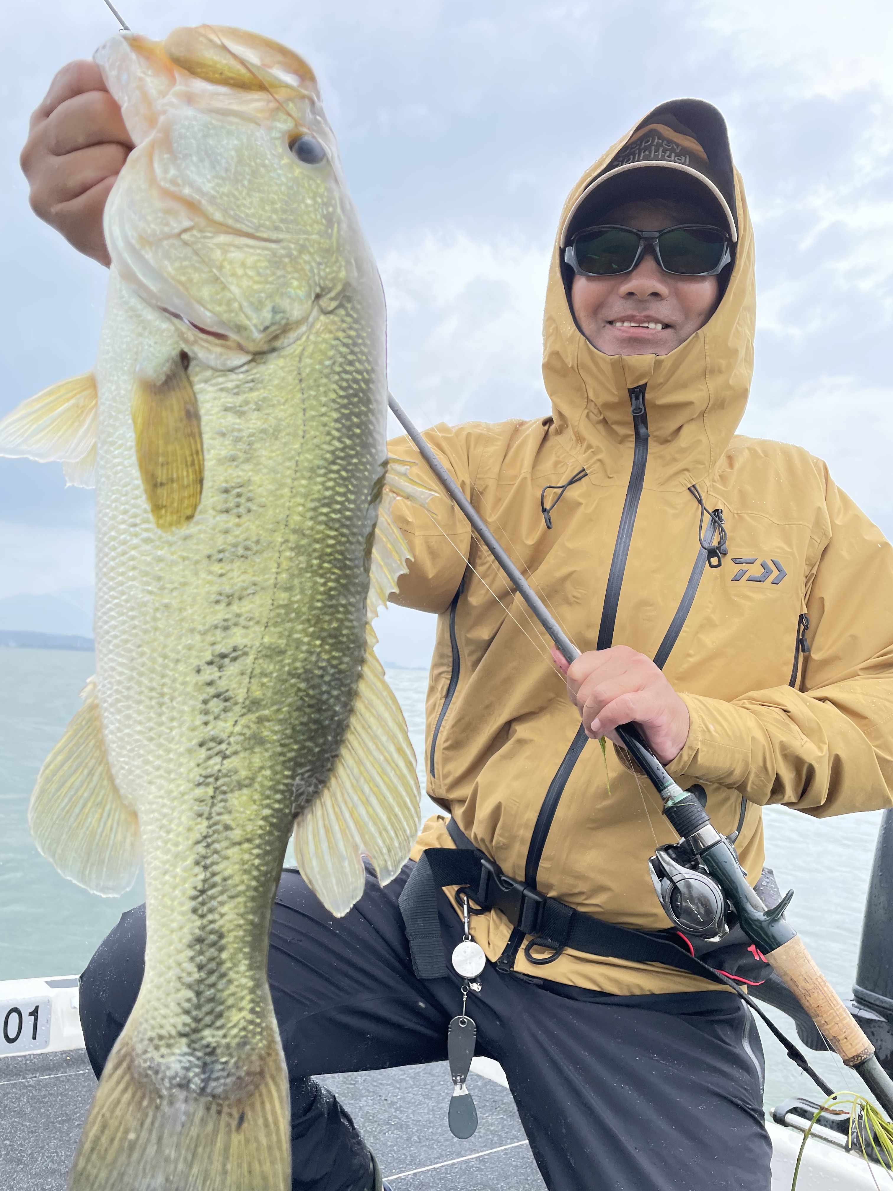 3E753170-C7DF-4C72-BB2D-08D5CC4B7DE7