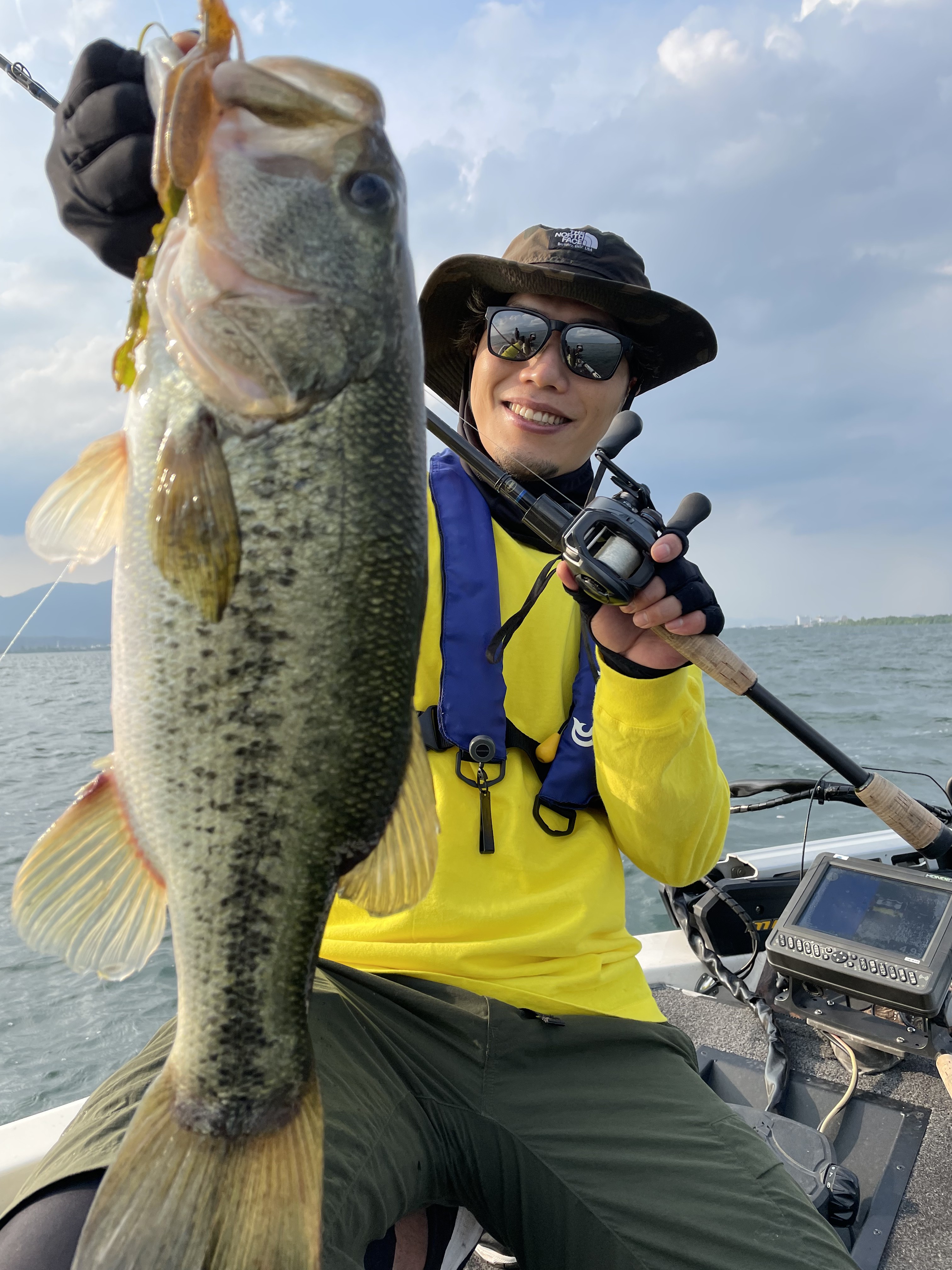 438EA5F3-FDF7-4706-929C-2F0CC1BBBCED