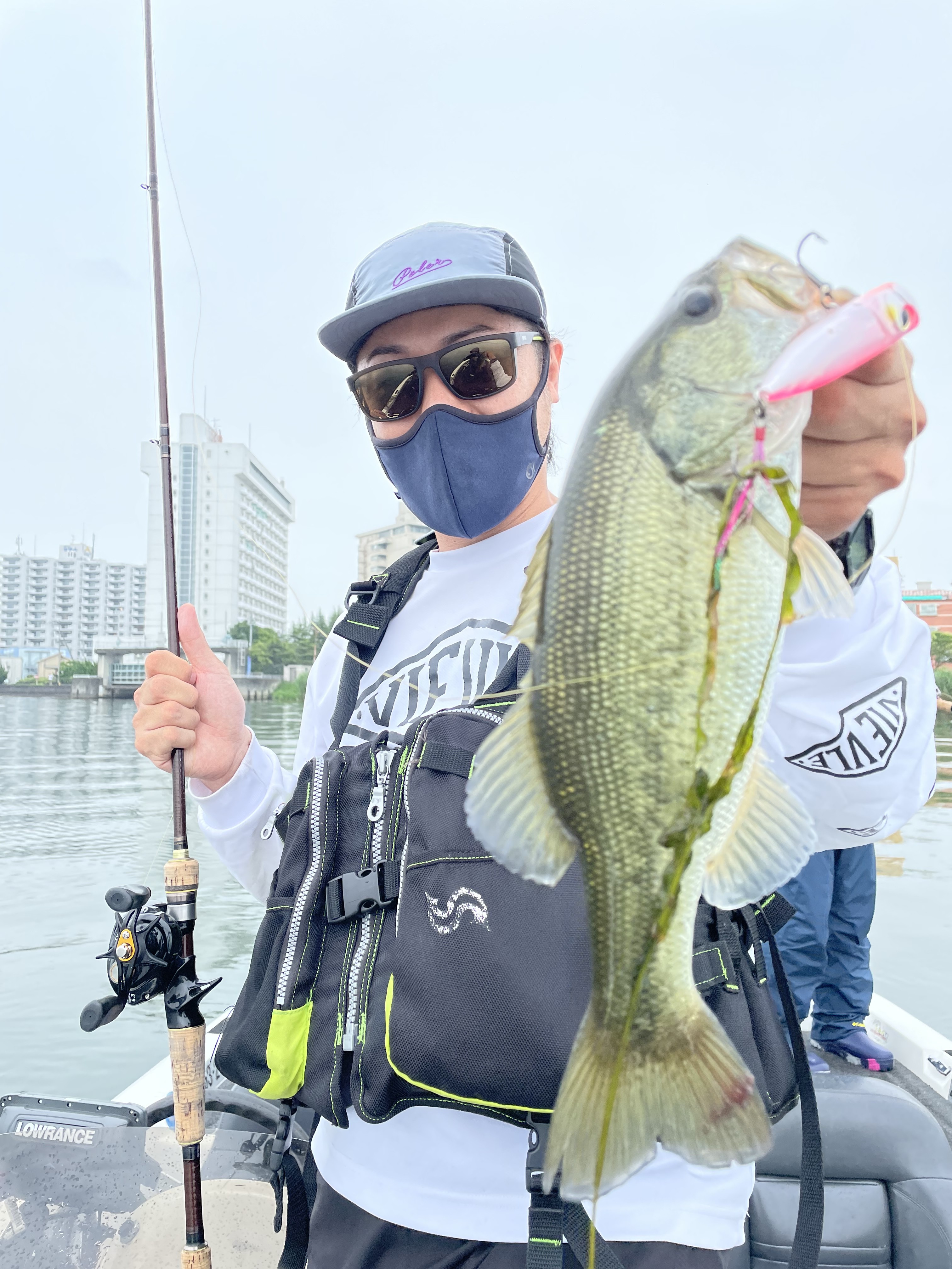 50A74D62-4C4C-4B5D-B9E8-2D08EDD8BB94