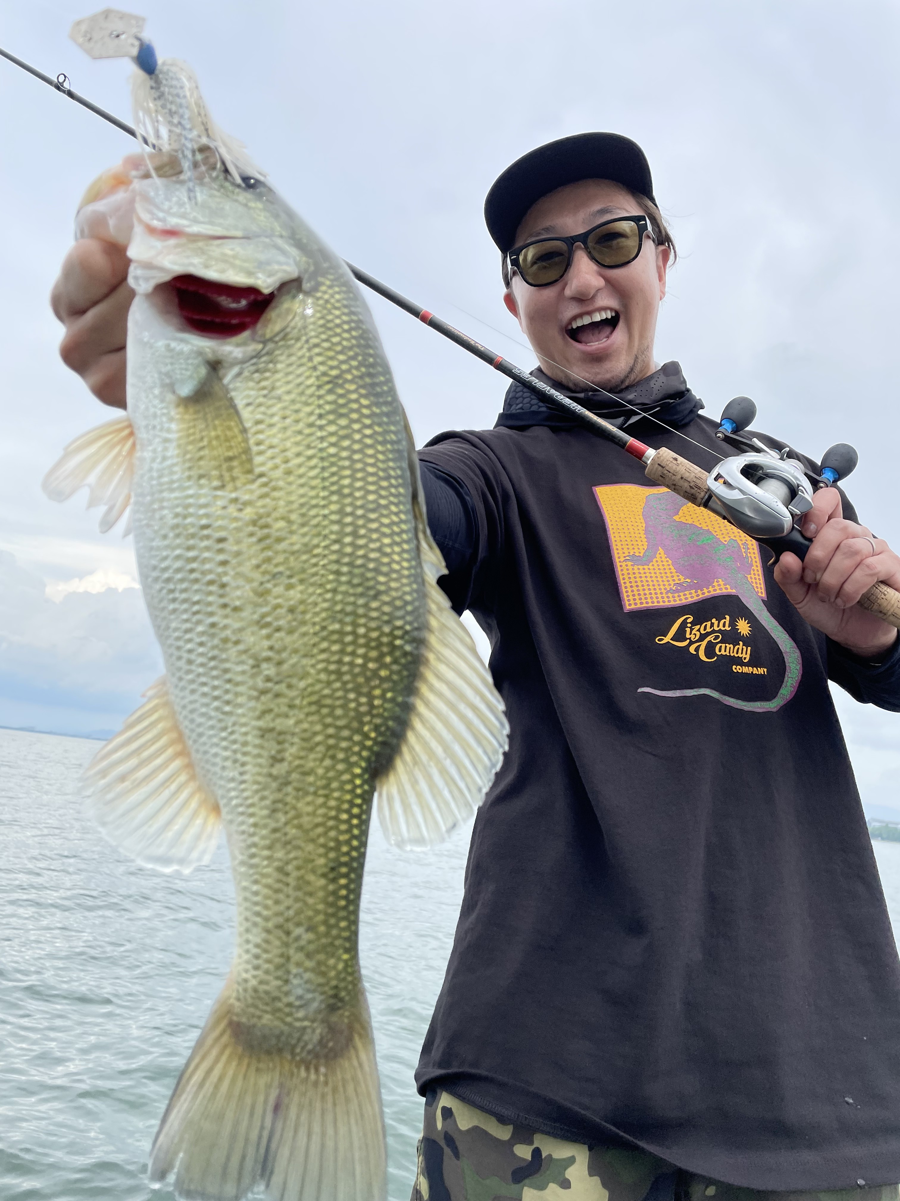 5A830858-4CE8-47FF-83D2-447EC9893FAD