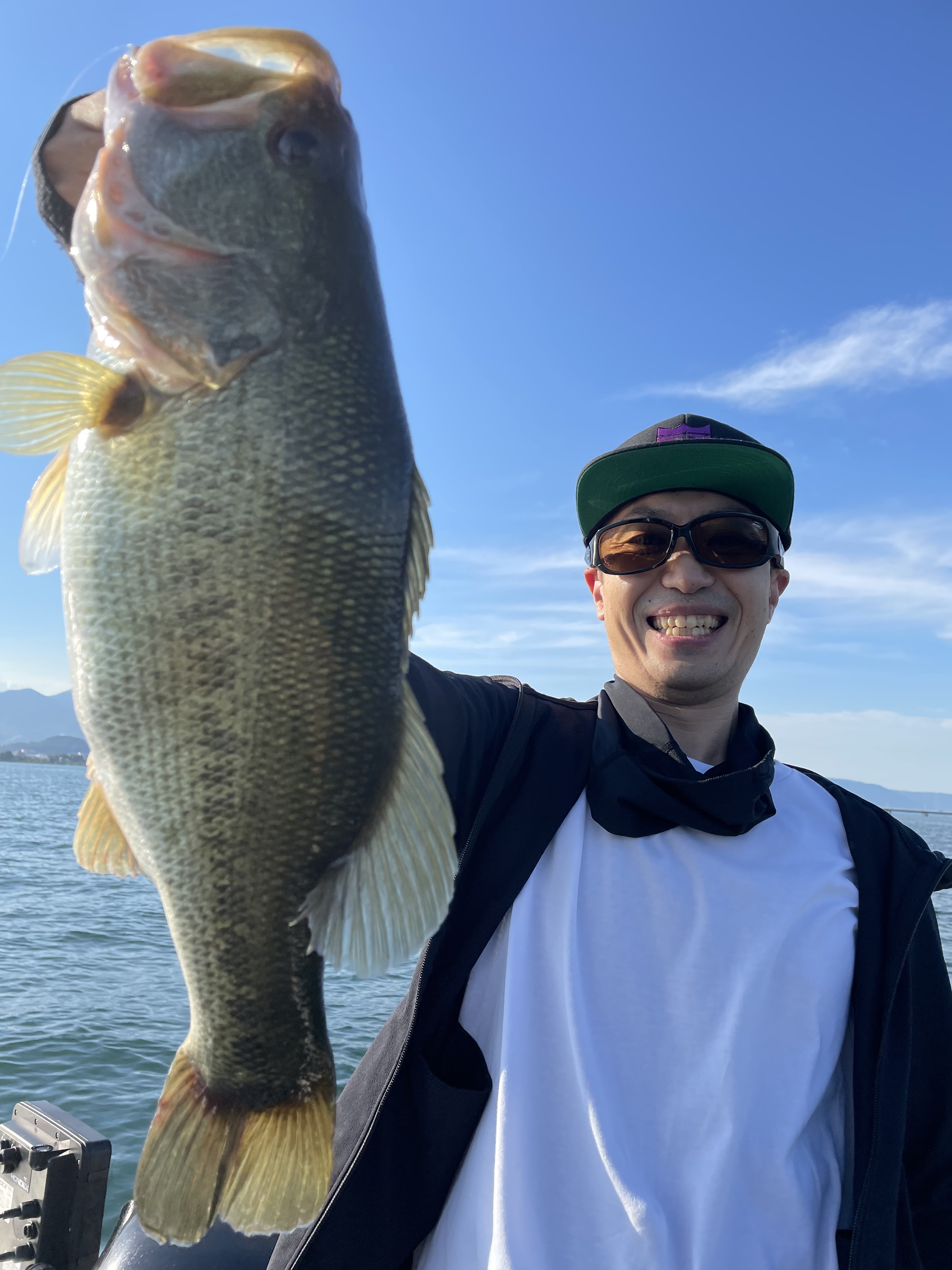 0A0F9001-015F-4FF1-B040-0B5F6794FC61