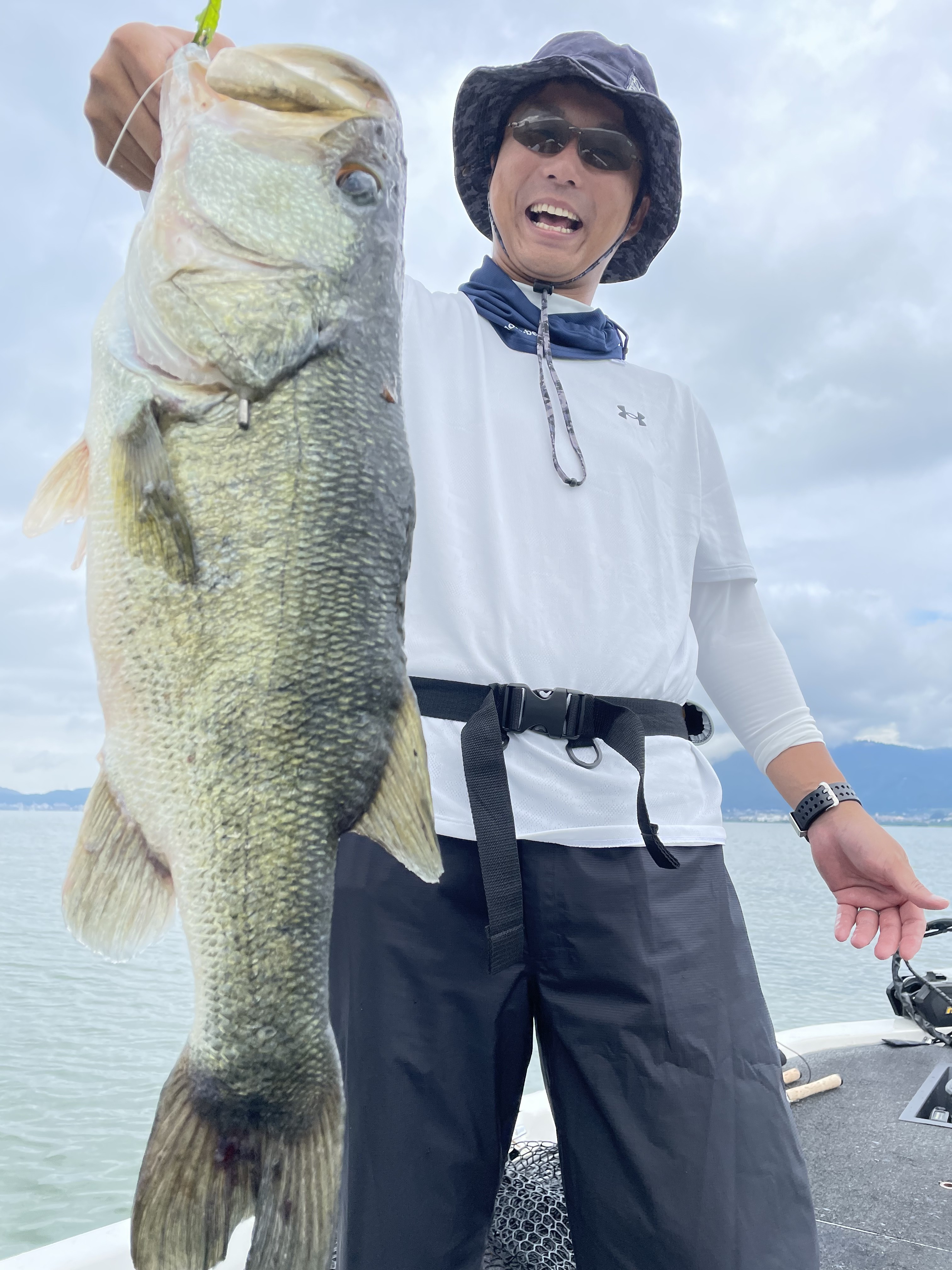 766F1042-93BA-48CF-97C3-63CF7525C182