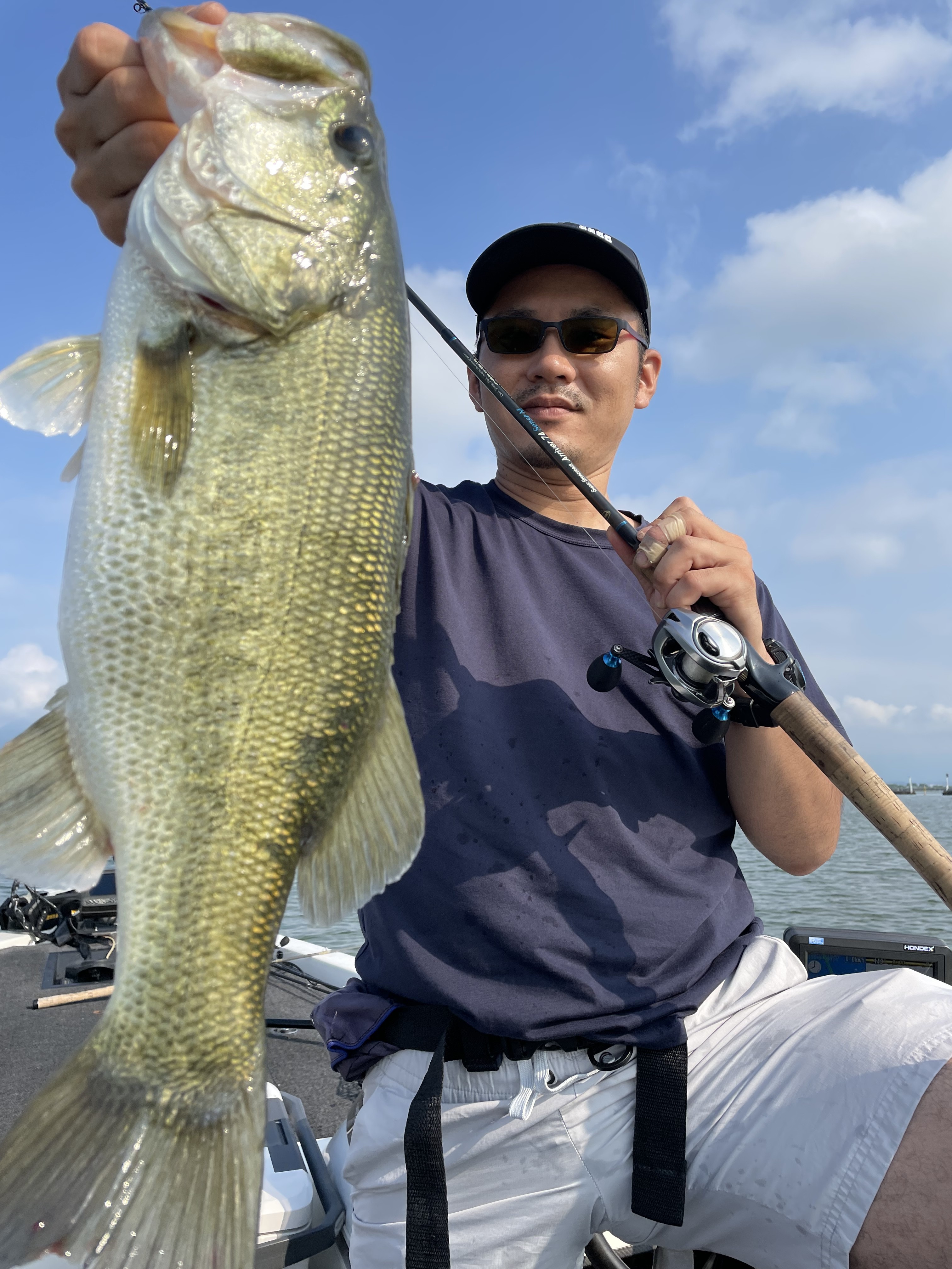 76284509-CDEE-4E17-9CBF-753D1E69613F