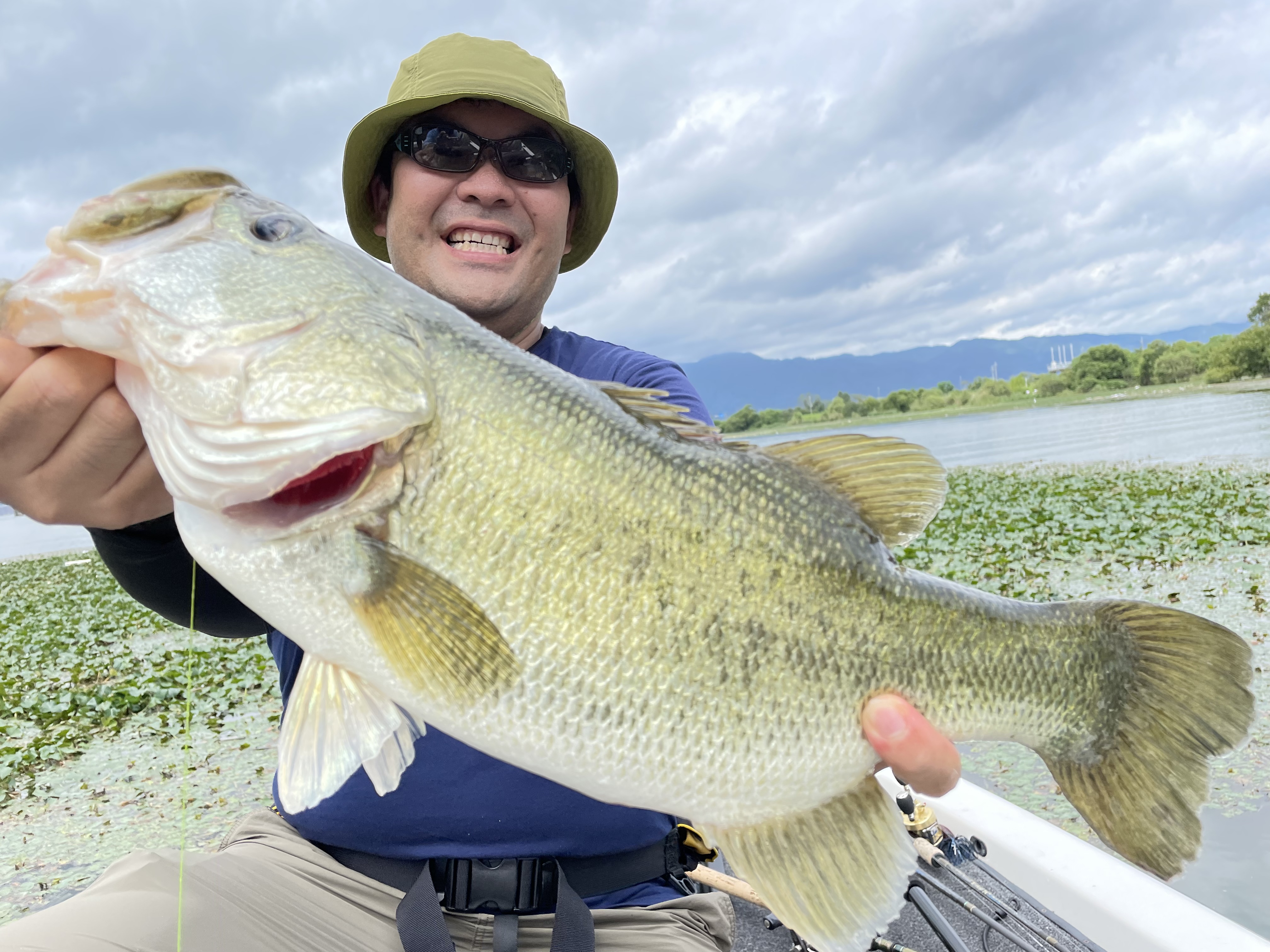 8BD11182-23D6-4D9C-A549-47EBE5798D20