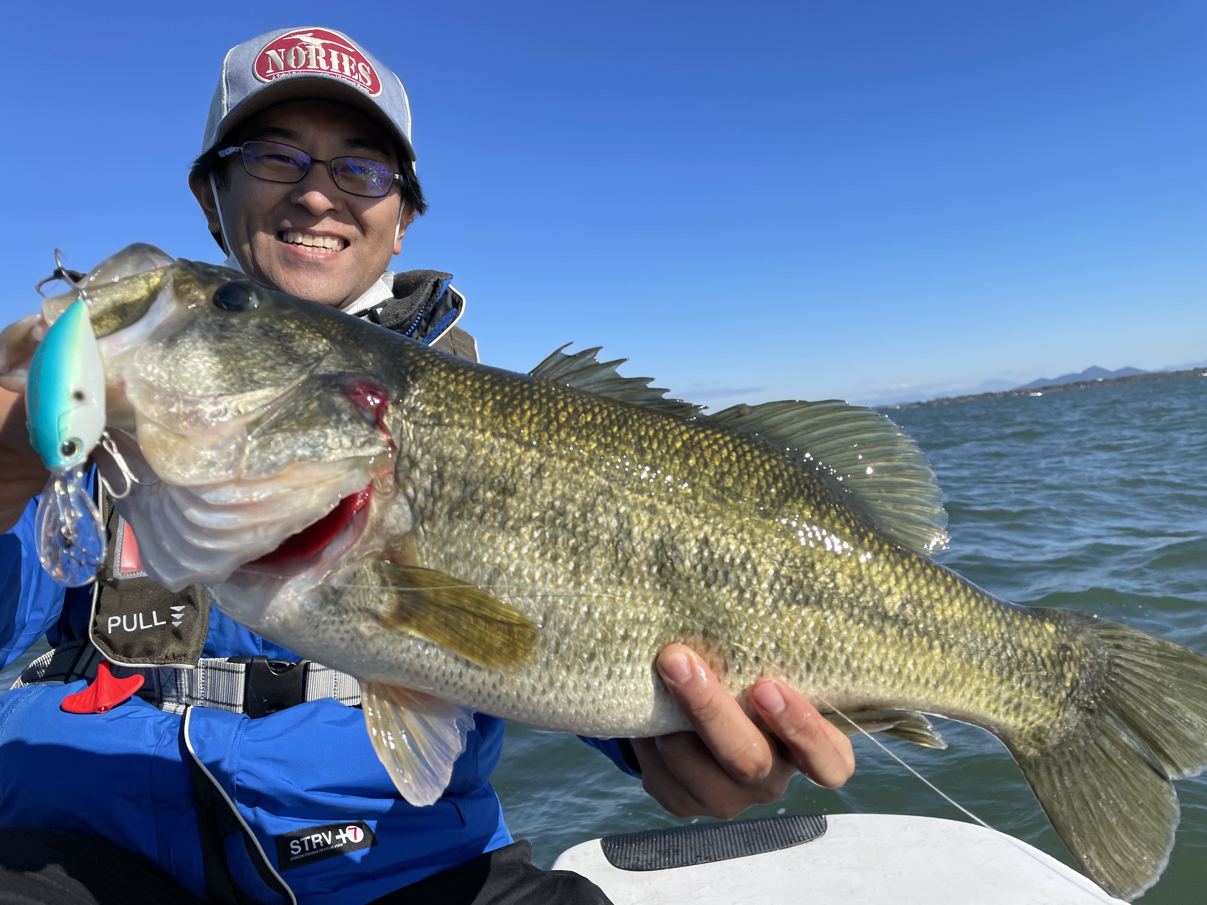 F06FA2AE-4104-46FC-817D-46FF2DDF1D22