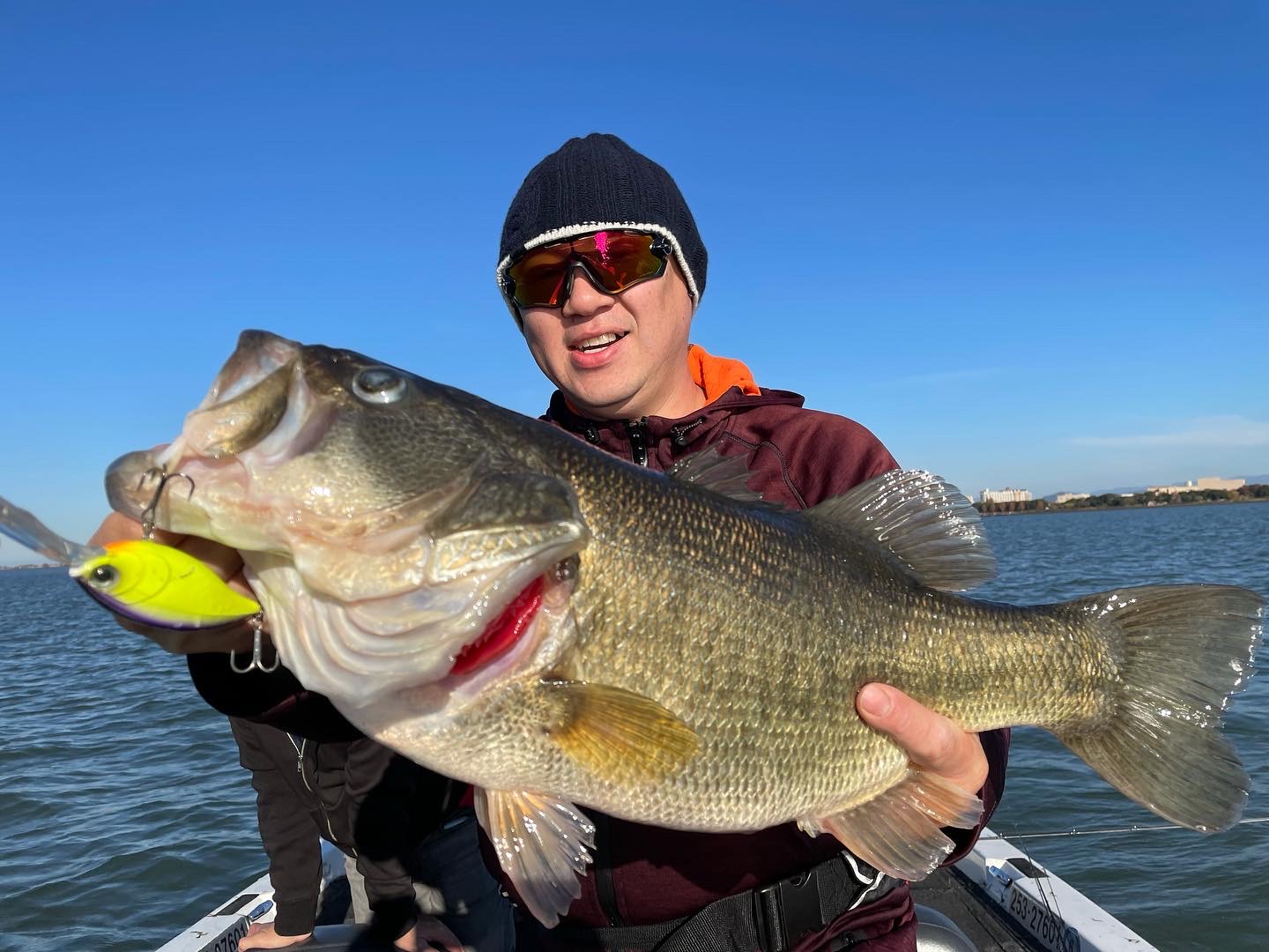 FA16EEDB-2D60-48EB-8D7A-77794624746A