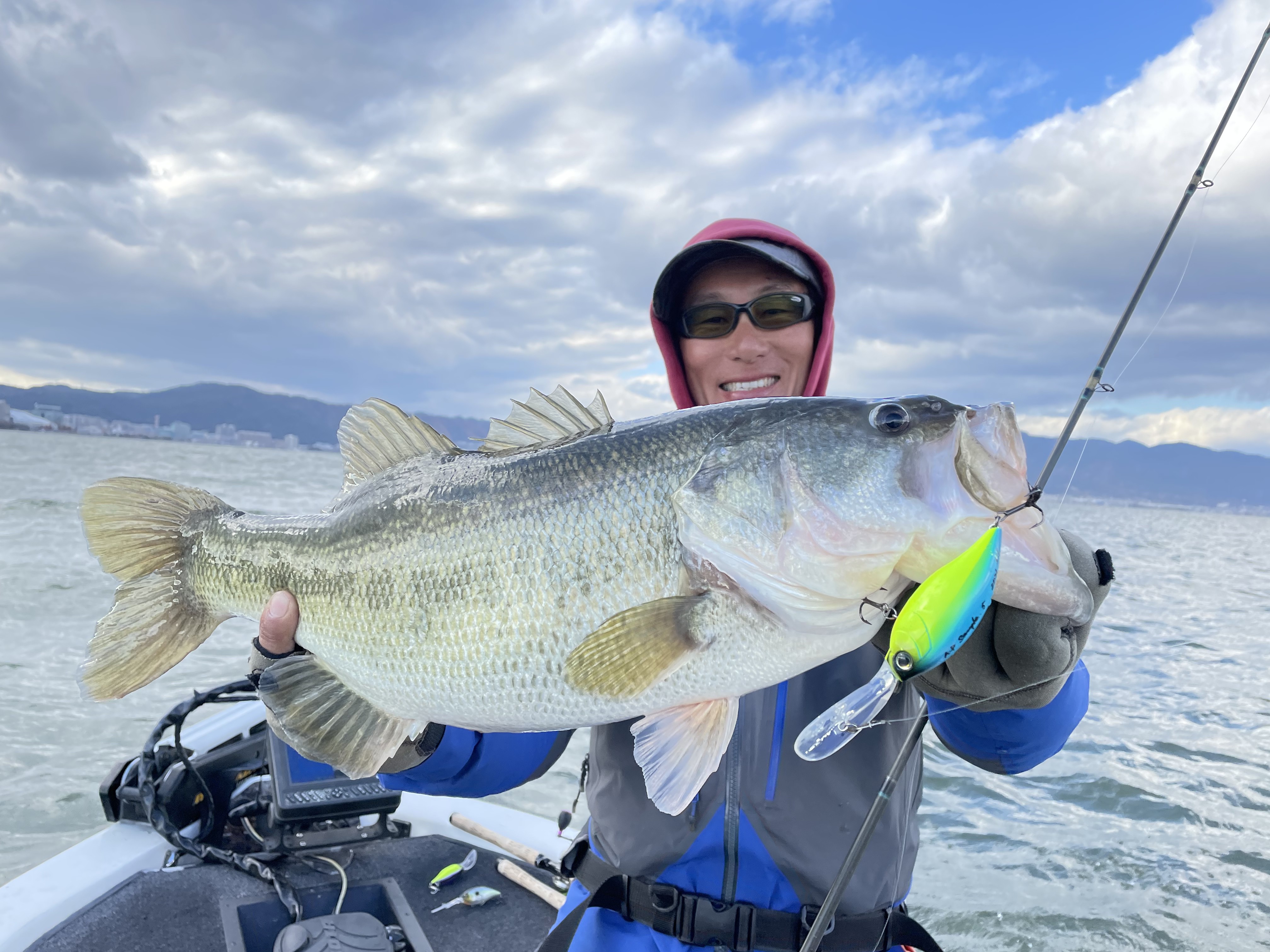 8EE325F6-DAB4-4FBD-823D-8600674D3875