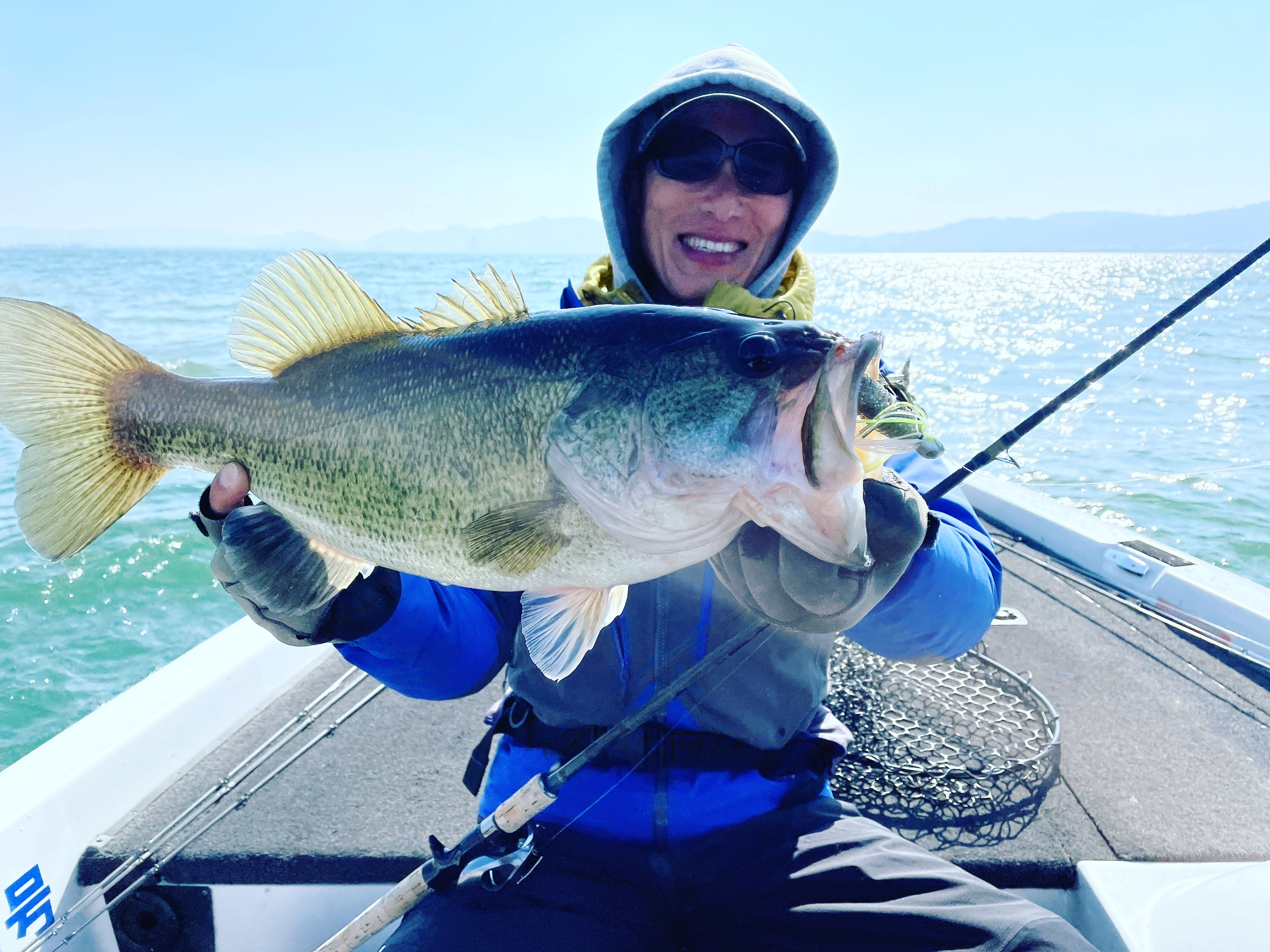 3D7B5E91-C5FD-491F-AA04-3DD940706980